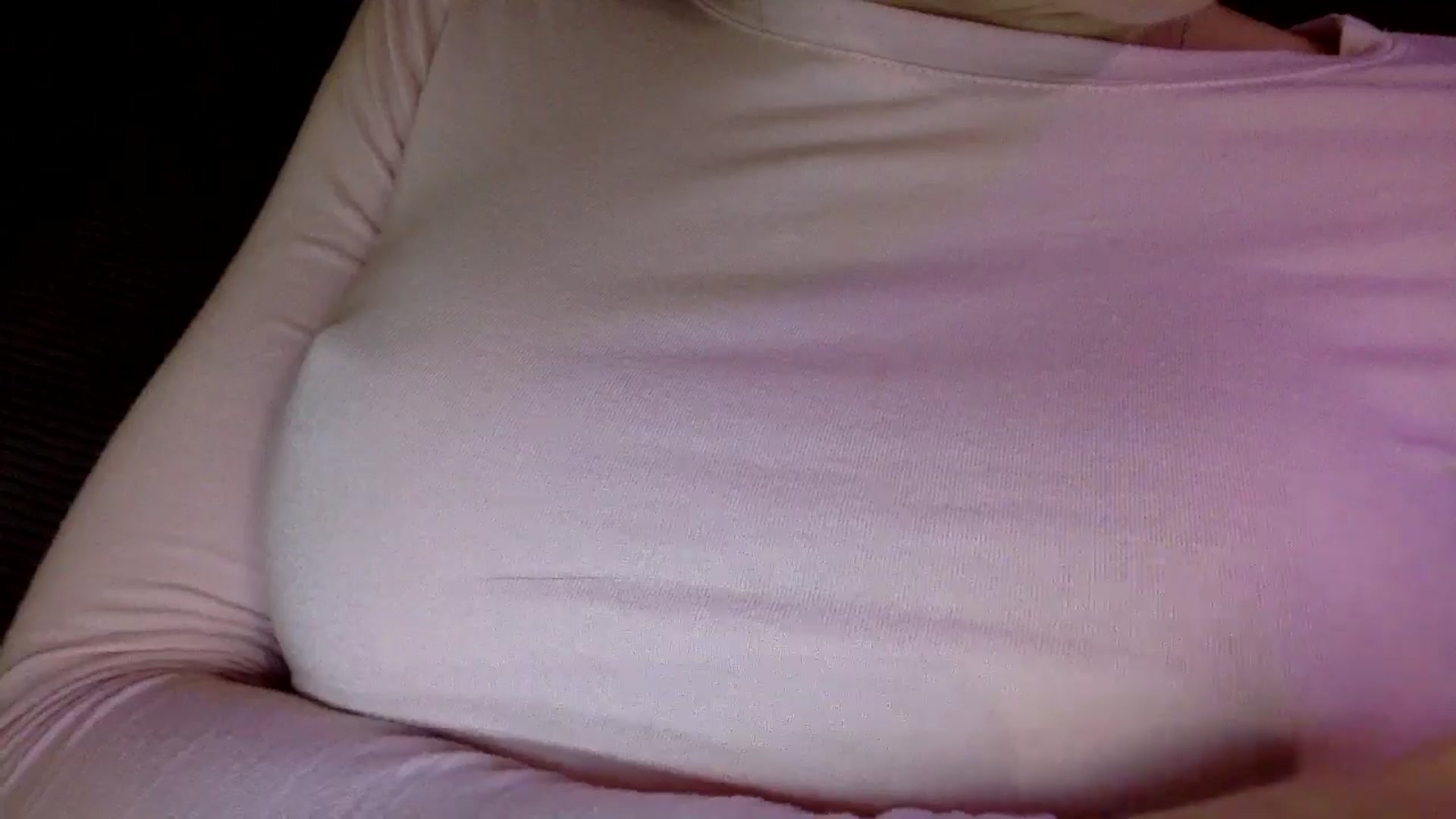 Gallery image thumbnail from EgoisticKitty's myfreecams stream on, 05/06/2024, 14:02 image 13 of 20