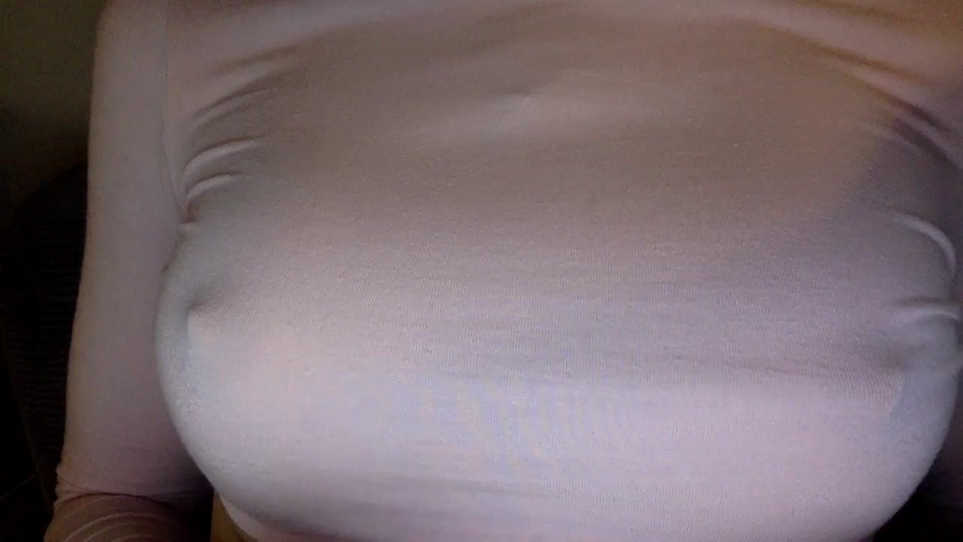 Gallery image thumbnail from EgoisticKitty's myfreecams stream on, 05/07/2024, 10:02 image 7 of 20
