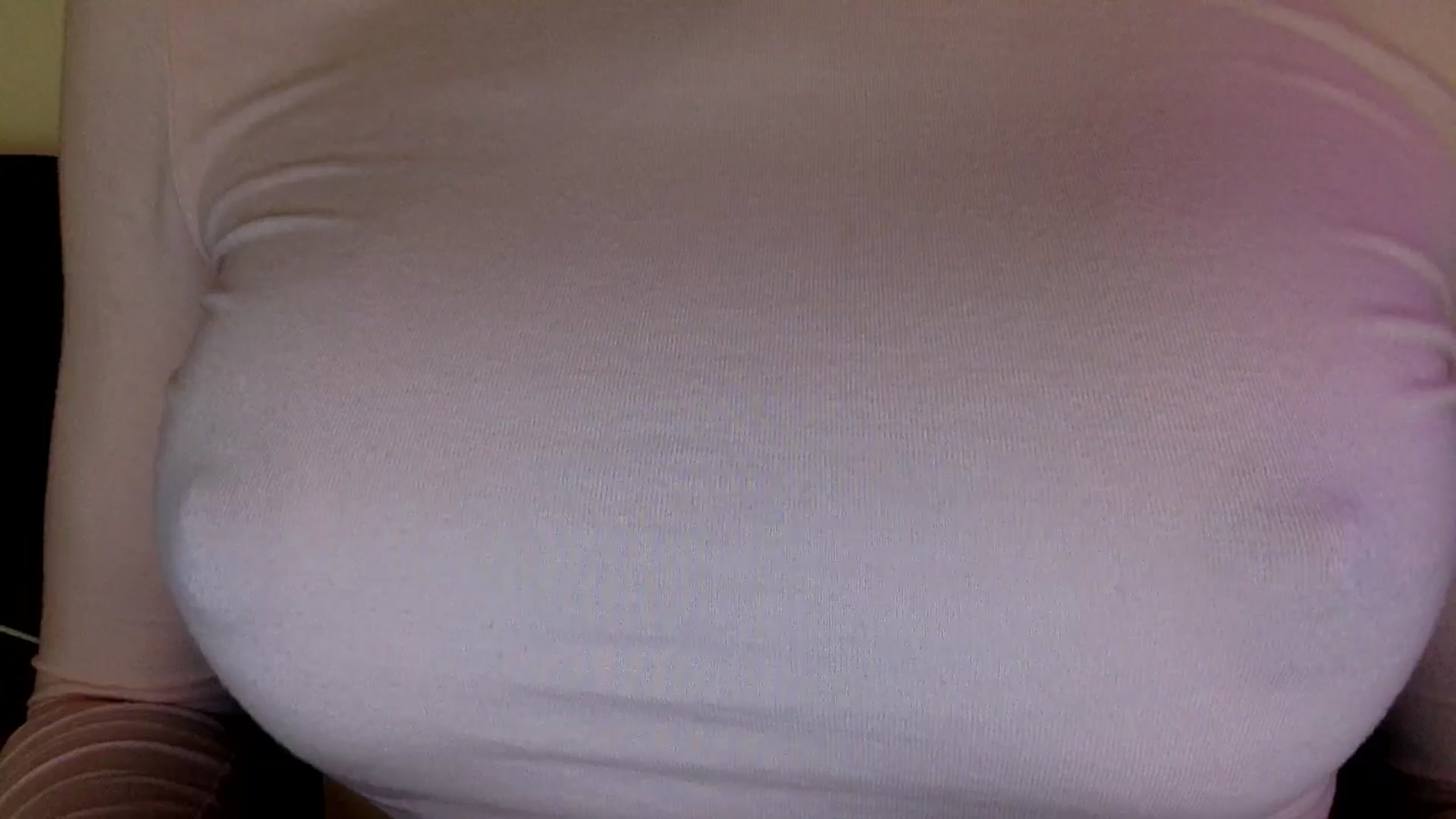 Gallery image thumbnail from EgoisticKitty's myfreecams stream on, 05/08/2024, 13:39 image 4 of 20