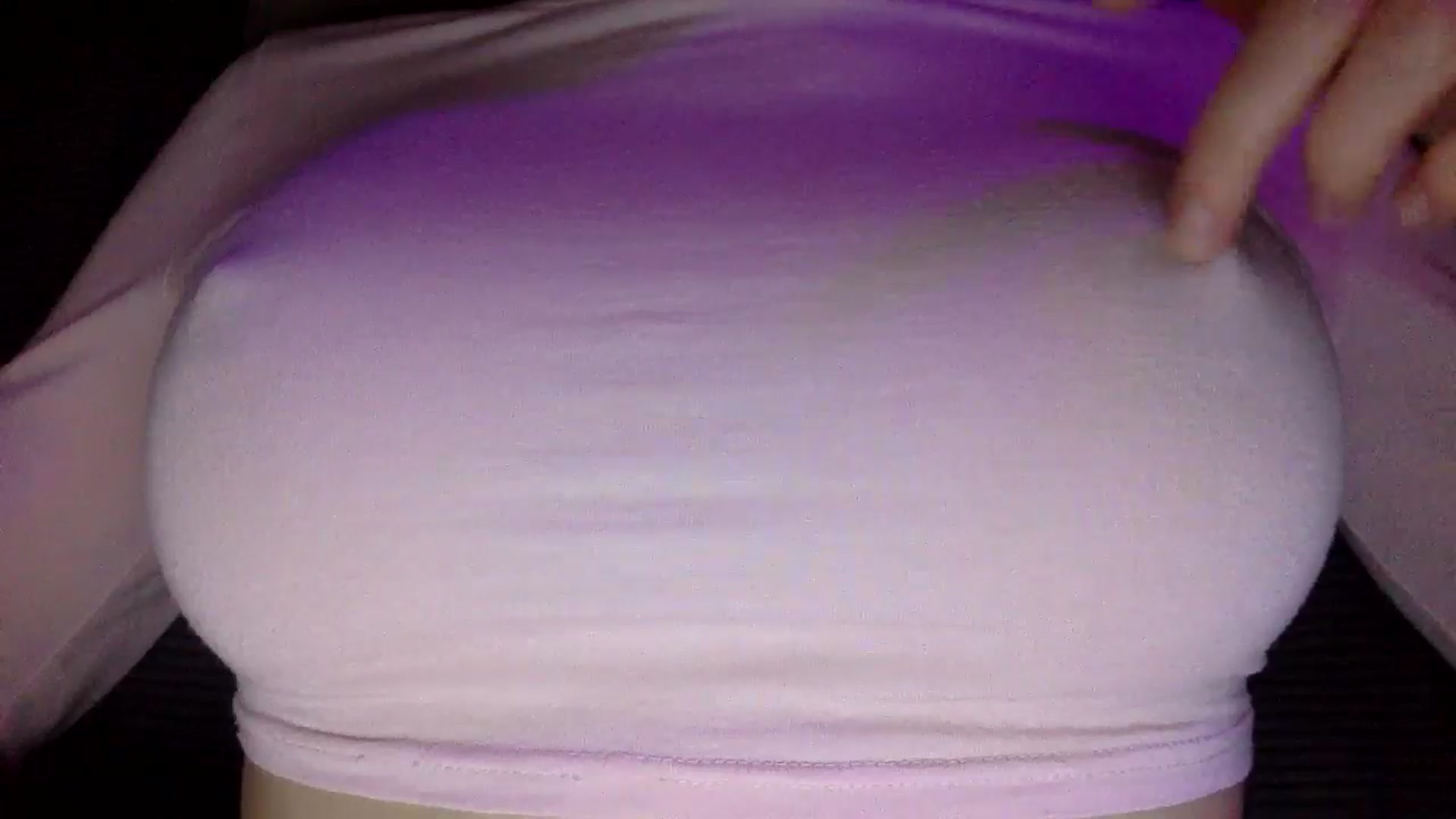 Gallery image thumbnail from EgoisticKitty's myfreecams stream on, 05/08/2024, 15:58 image 18 of 20