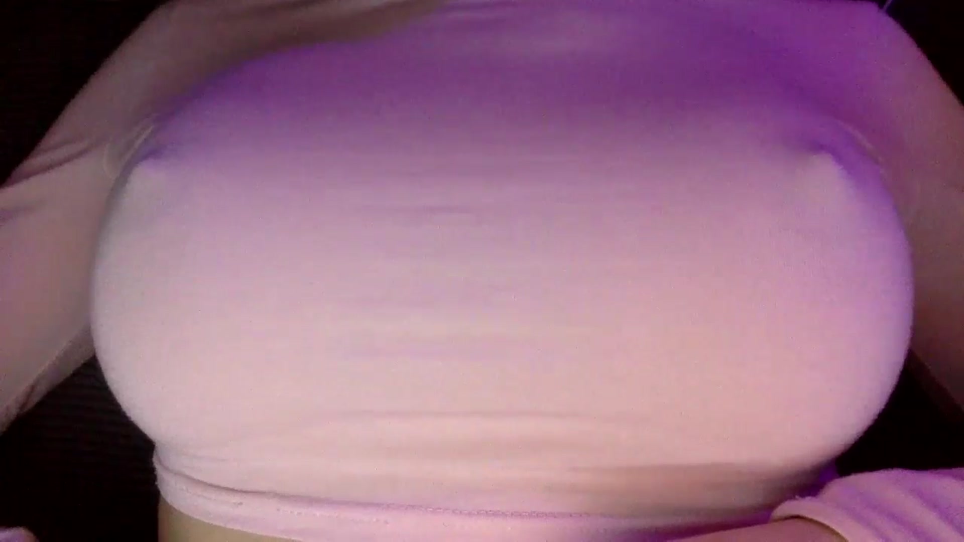 Gallery image thumbnail from EgoisticKitty's myfreecams stream on, 05/08/2024, 15:58 image 14 of 20