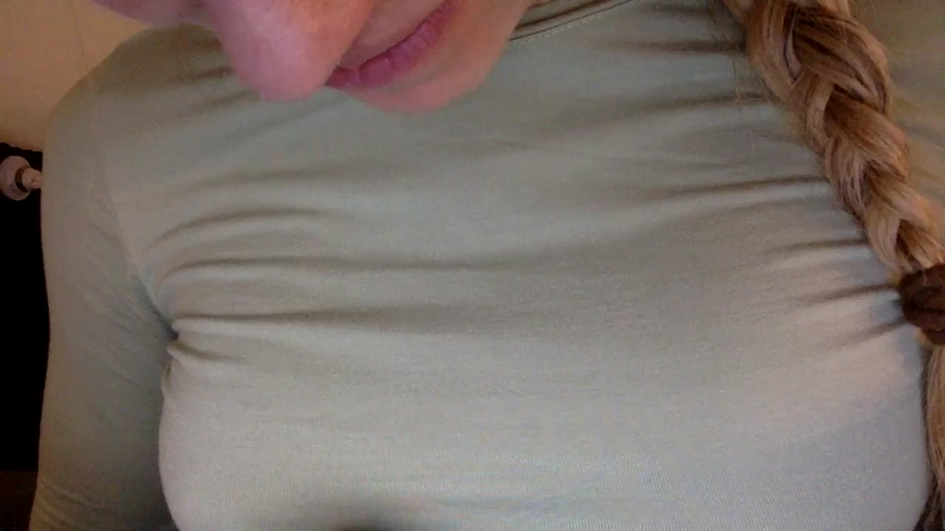 Gallery image thumbnail from EgoisticKitty's myfreecams stream on, 05/11/2024, 12:19 image 5 of 20