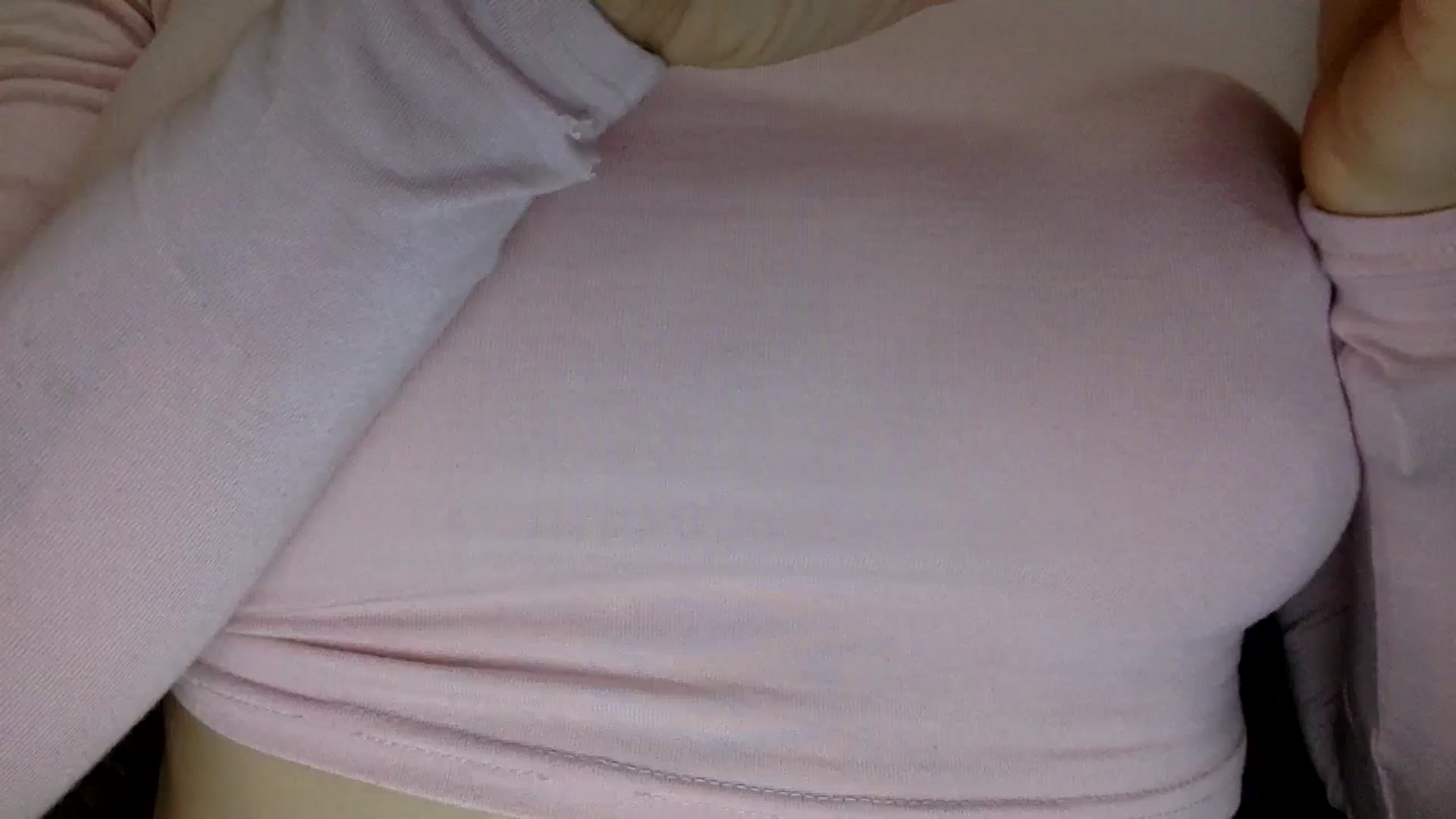 Gallery image thumbnail from EgoisticKitty's myfreecams stream on, 05/14/2024, 09:06 image 13 of 20