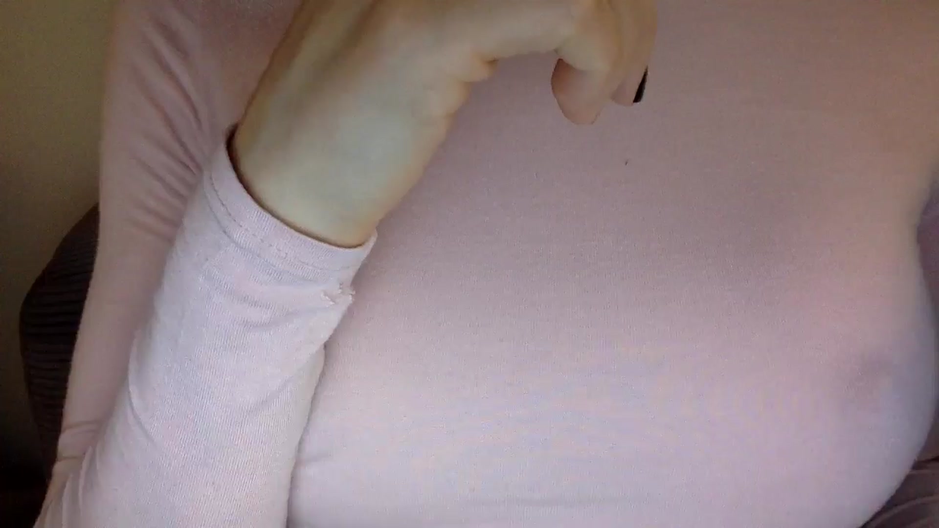 Gallery image thumbnail from EgoisticKitty's myfreecams stream on, 05/14/2024, 09:06 image 2 of 20