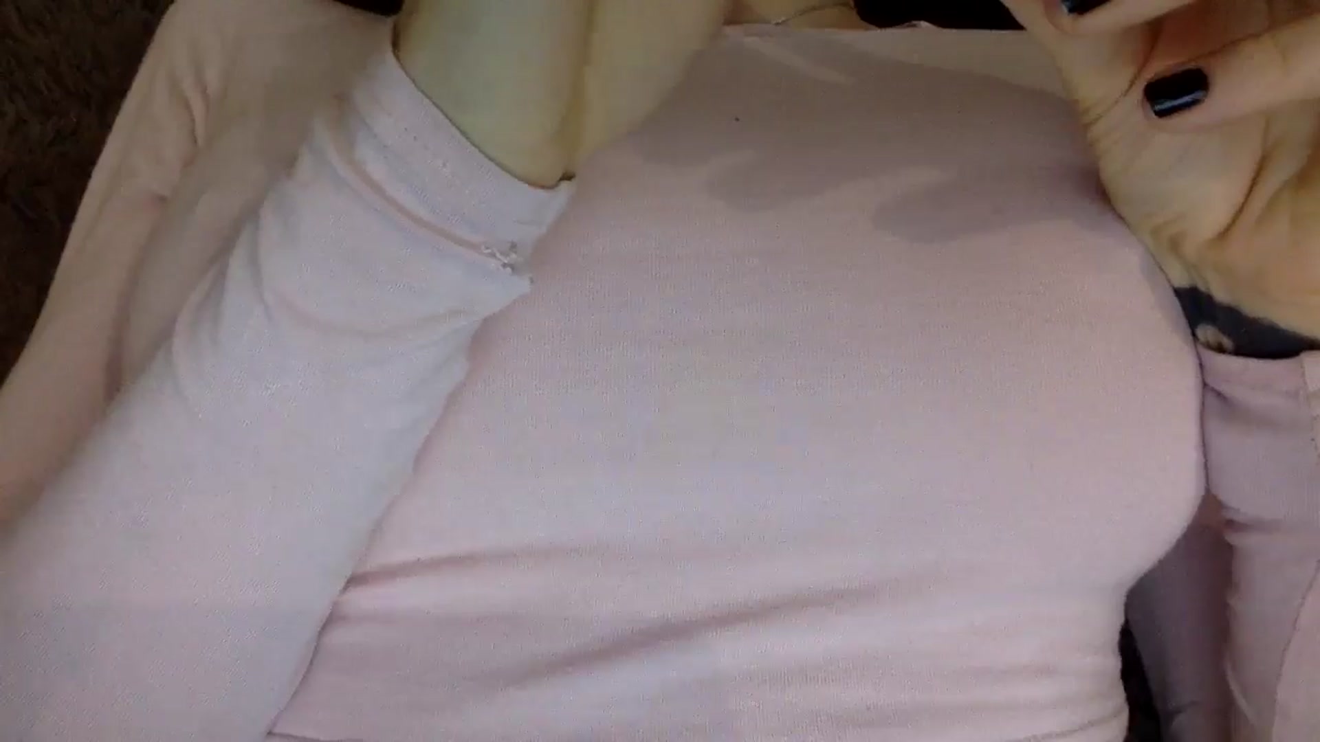 Gallery image thumbnail from EgoisticKitty's myfreecams stream on, 05/14/2024, 10:05 image 17 of 20