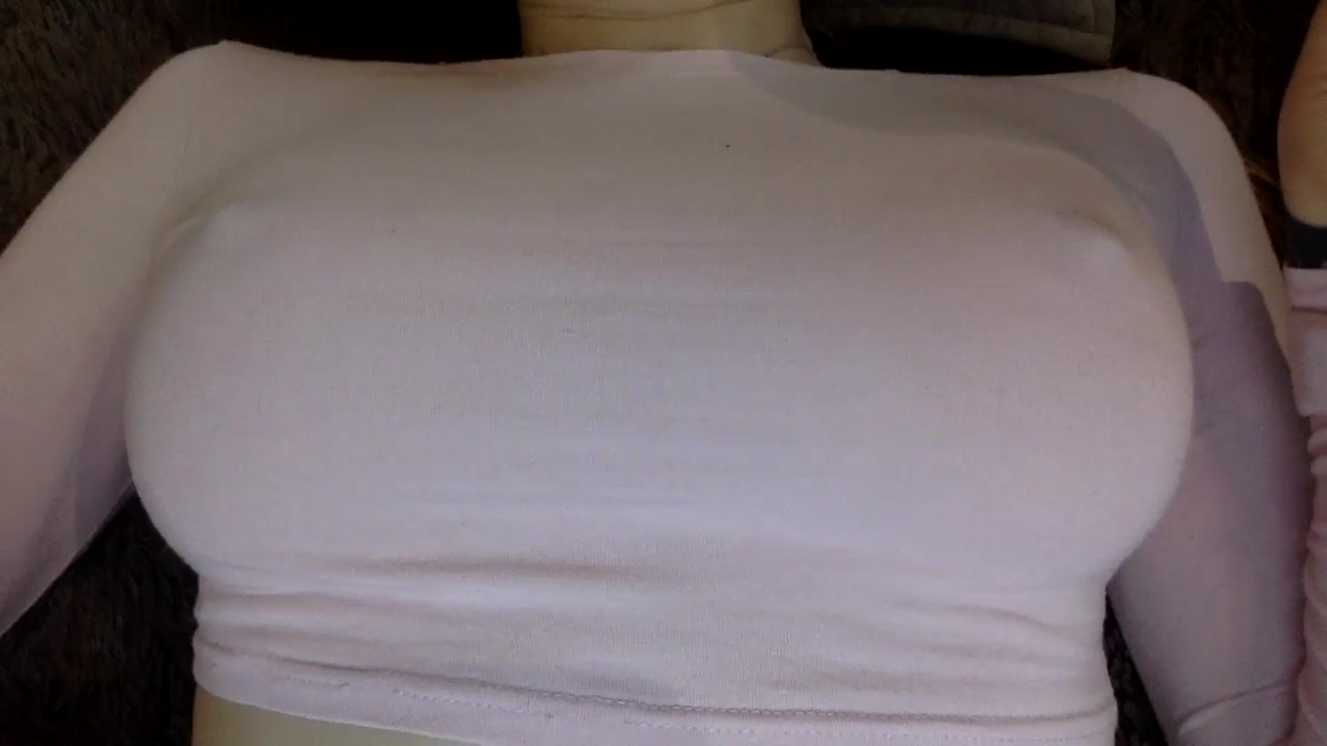 Gallery image thumbnail from EgoisticKitty's myfreecams stream on, 05/14/2024, 10:05 image 15 of 20