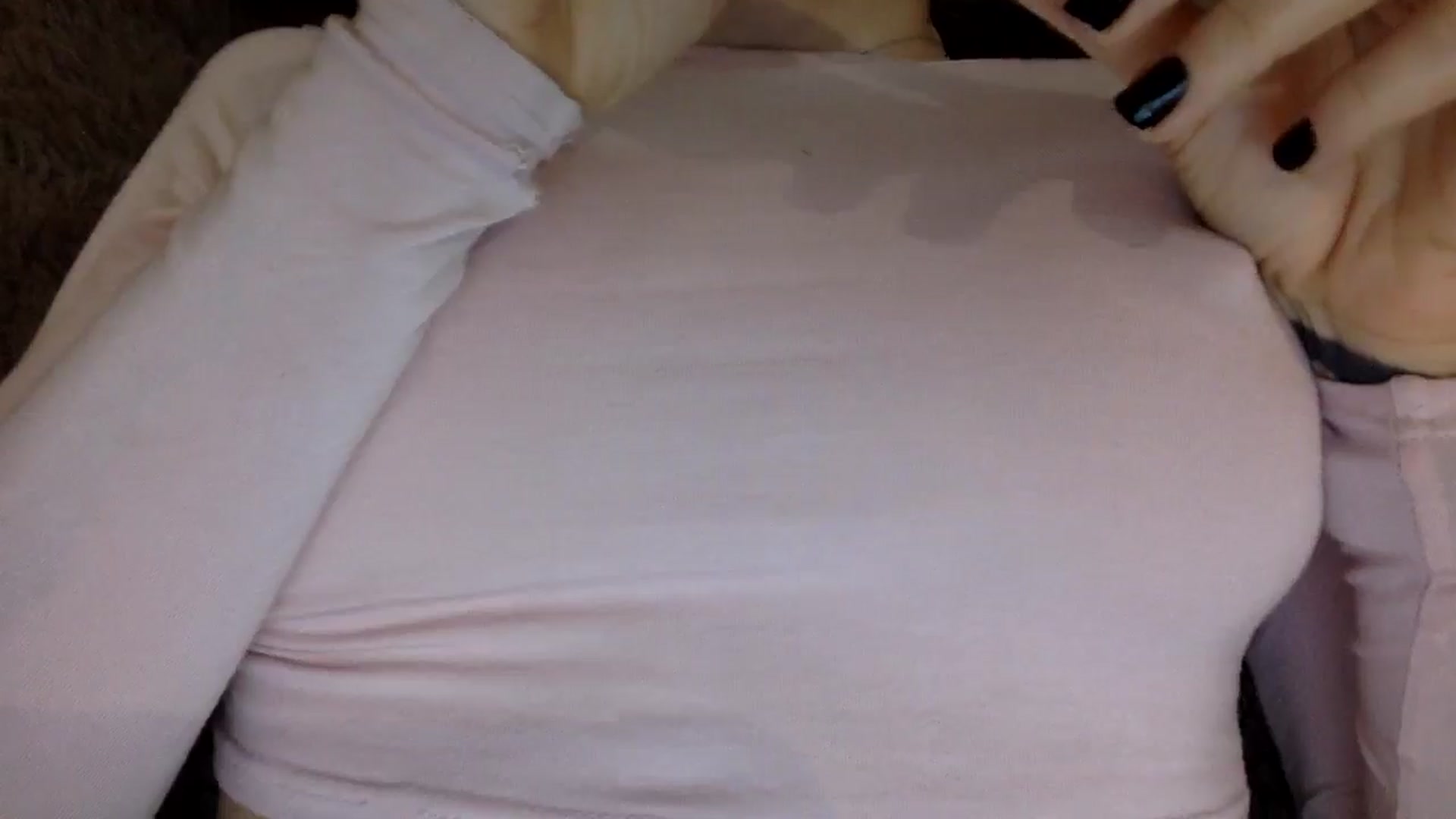 Gallery image thumbnail from EgoisticKitty's myfreecams stream on, 05/14/2024, 10:05 image 18 of 20
