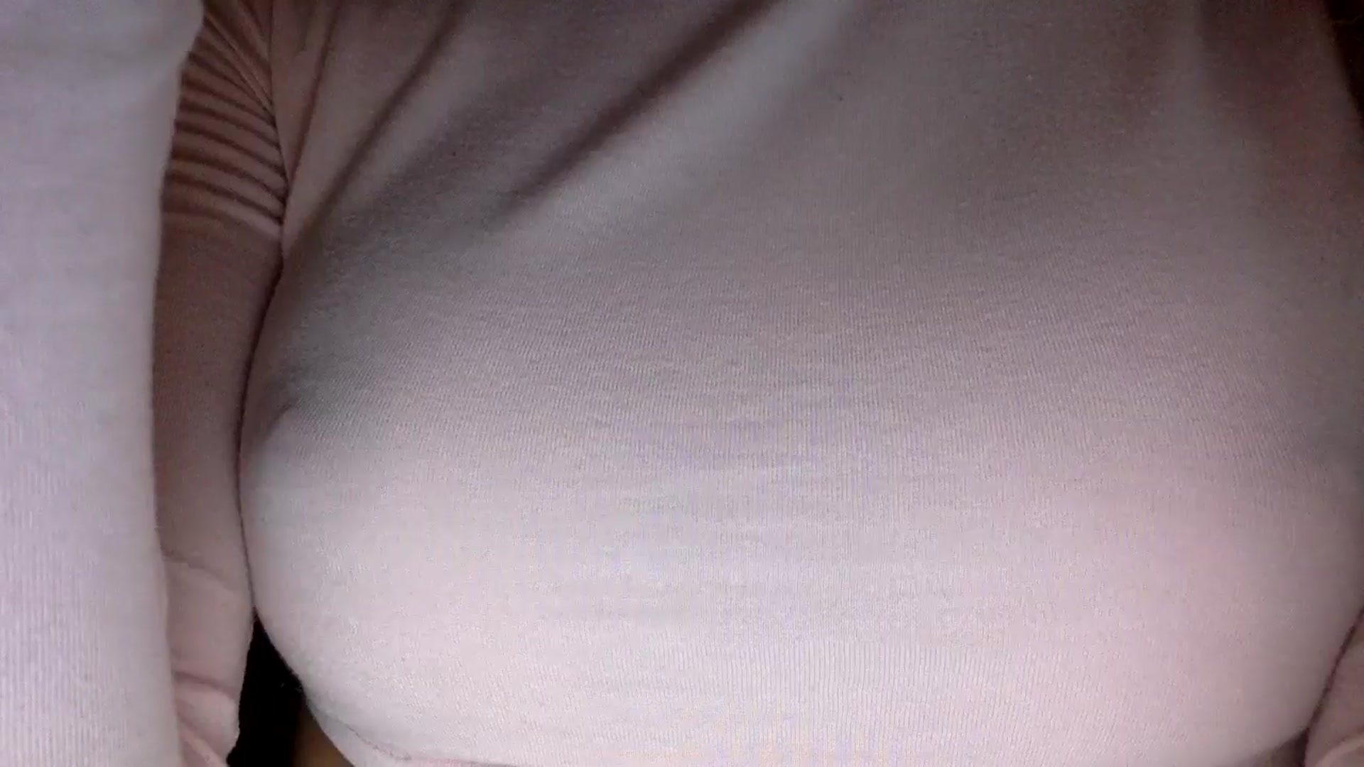 Gallery image thumbnail from EgoisticKitty's myfreecams stream on, 05/14/2024, 12:22 image 15 of 20