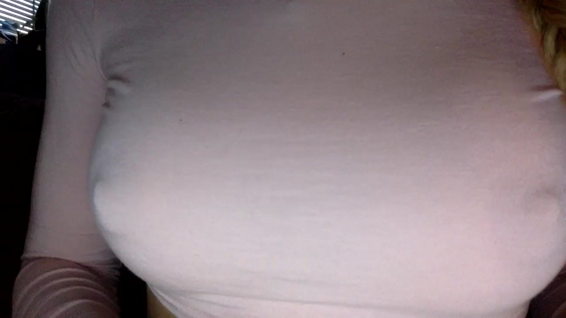 Gallery image thumbnail from EgoisticKitty's myfreecams stream on, 05/14/2024, 13:04 image 1 of 20