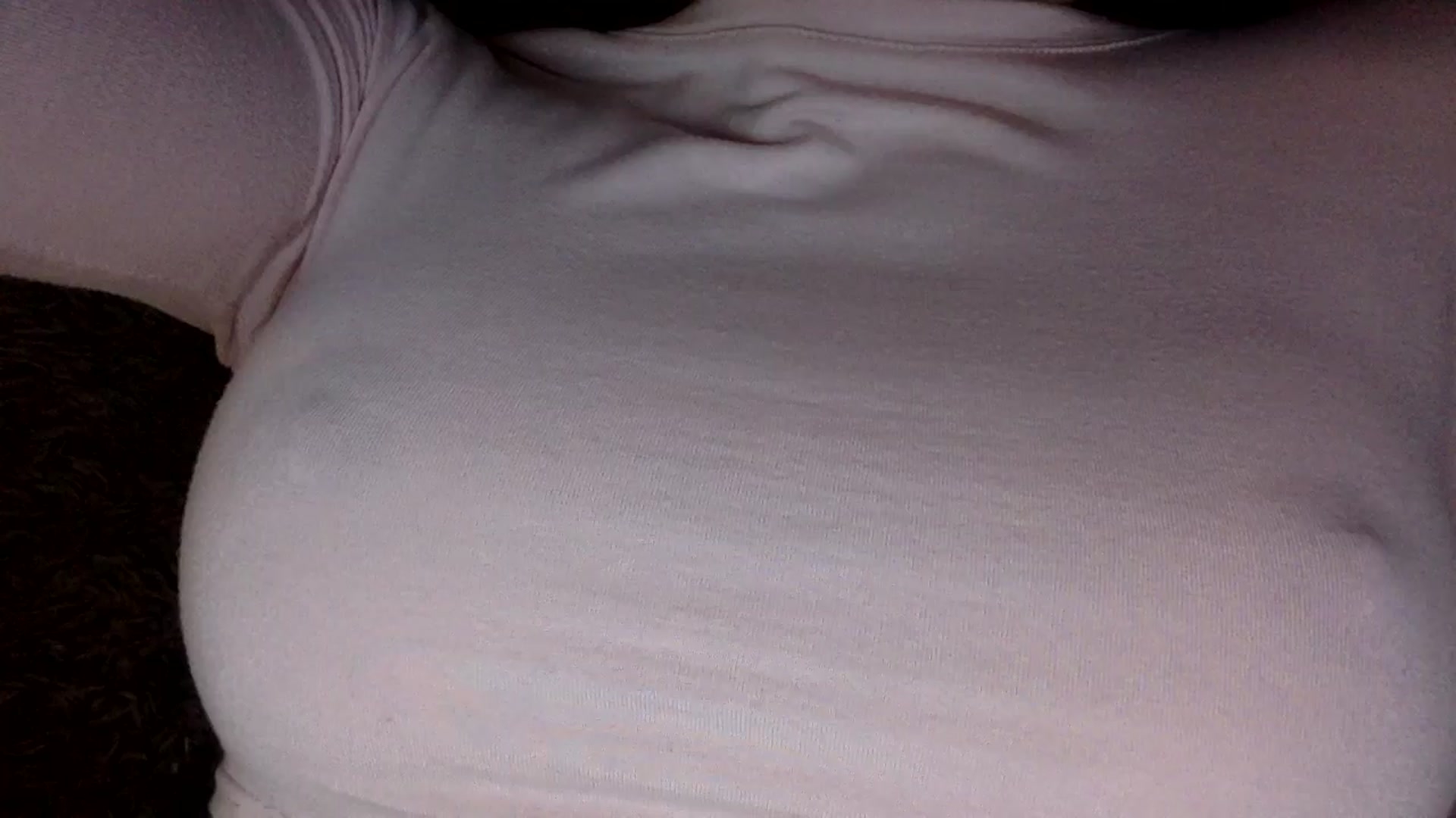 Gallery image thumbnail from EgoisticKitty's myfreecams stream on, 05/15/2024, 11:01 image 14 of 20