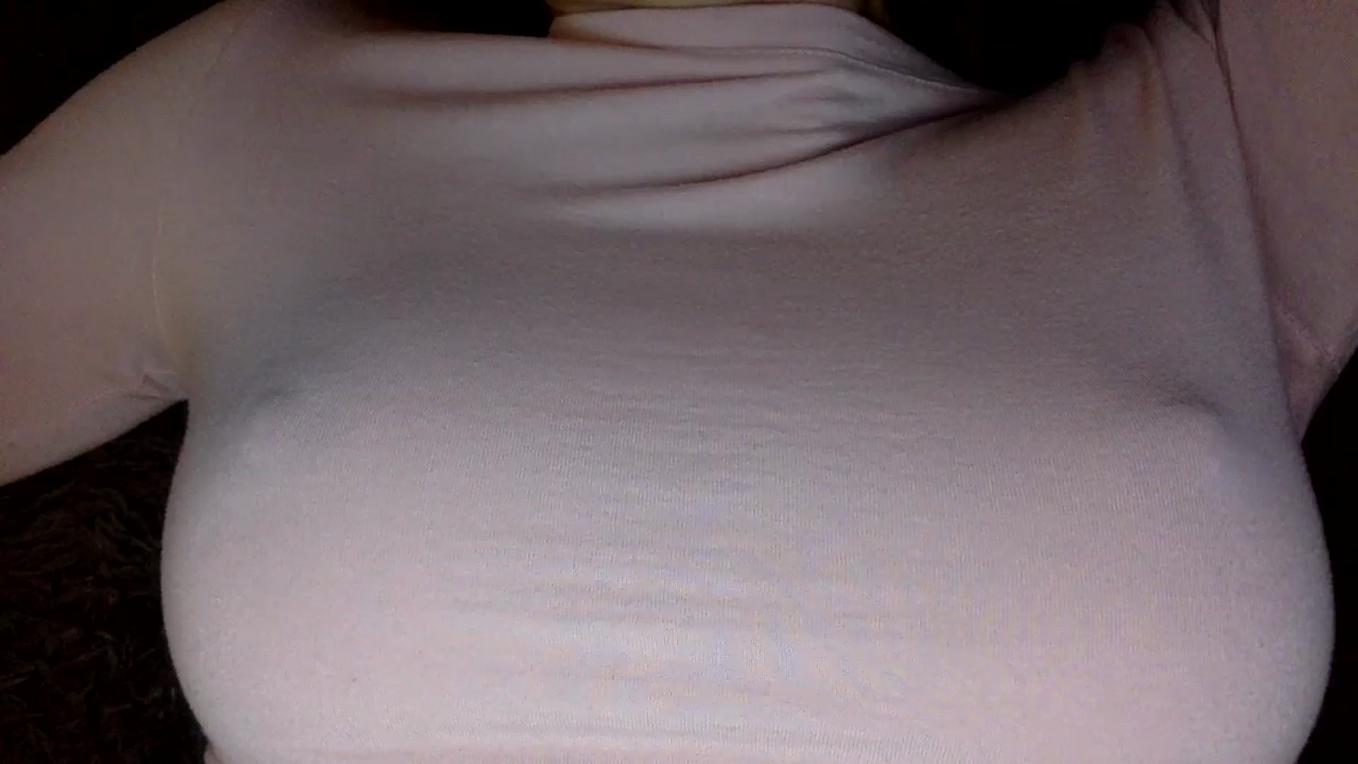 Gallery image thumbnail from EgoisticKitty's myfreecams stream on, 05/15/2024, 11:01 image 16 of 20