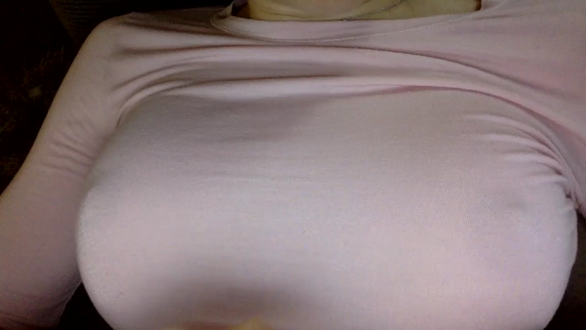 Gallery image thumbnail from EgoisticKitty's myfreecams stream on, 05/15/2024, 11:48 image 12 of 20