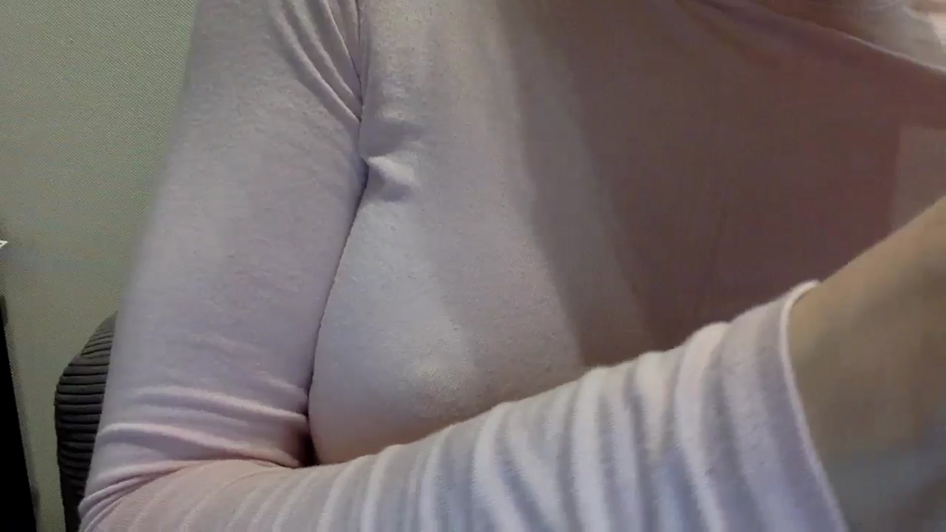 Gallery image thumbnail from EgoisticKitty's myfreecams stream on, 05/16/2024, 10:00 image 6 of 20