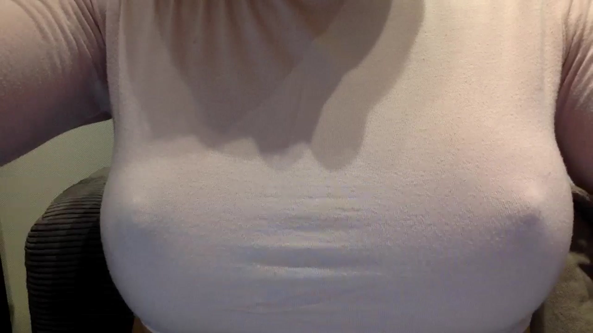 Gallery image thumbnail from EgoisticKitty's myfreecams stream on, 05/16/2024, 10:00 image 15 of 20