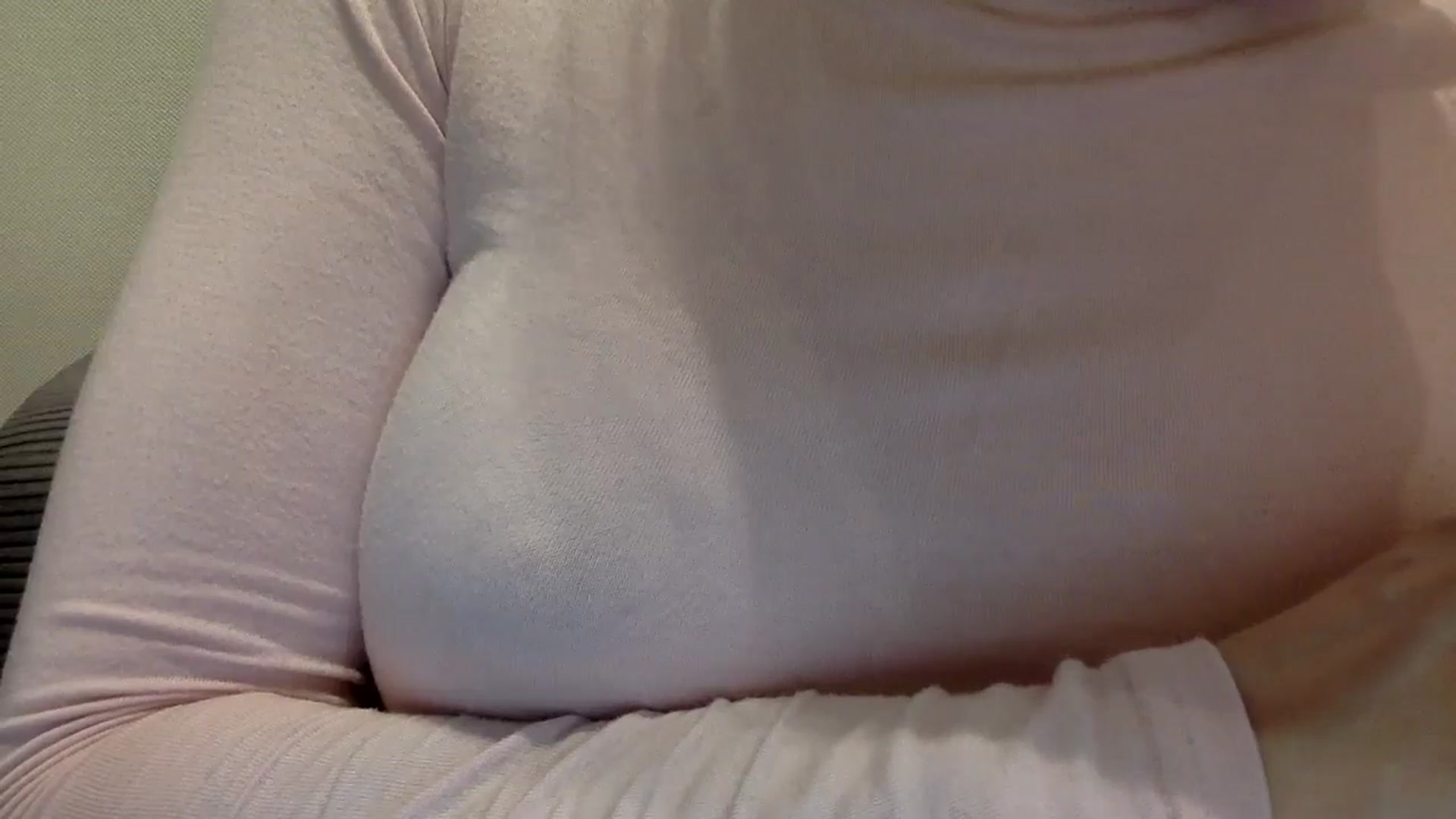 Gallery image thumbnail from EgoisticKitty's myfreecams stream on, 05/16/2024, 11:03 image 16 of 20