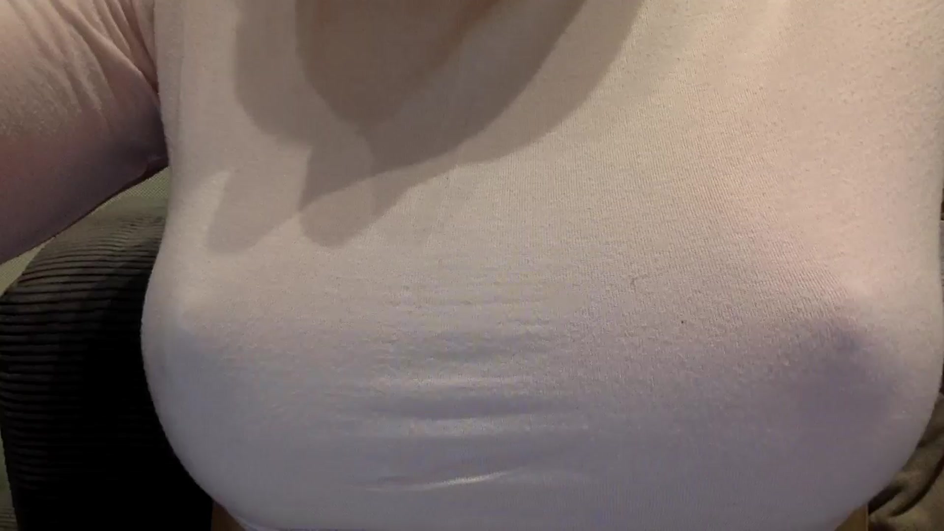 Gallery image thumbnail from EgoisticKitty's myfreecams stream on, 05/16/2024, 11:03 image 15 of 20