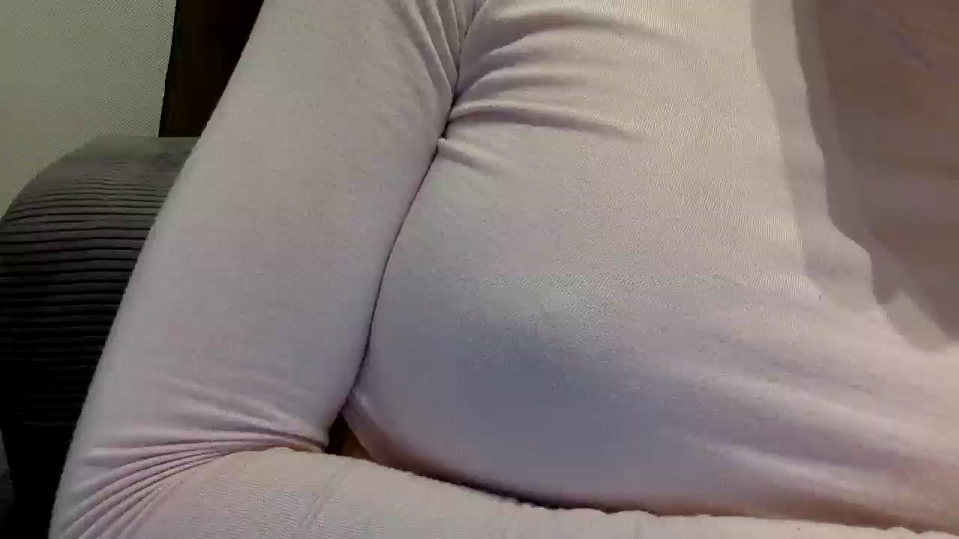 Gallery image thumbnail from EgoisticKitty's myfreecams stream on, 05/16/2024, 11:03 image 20 of 20