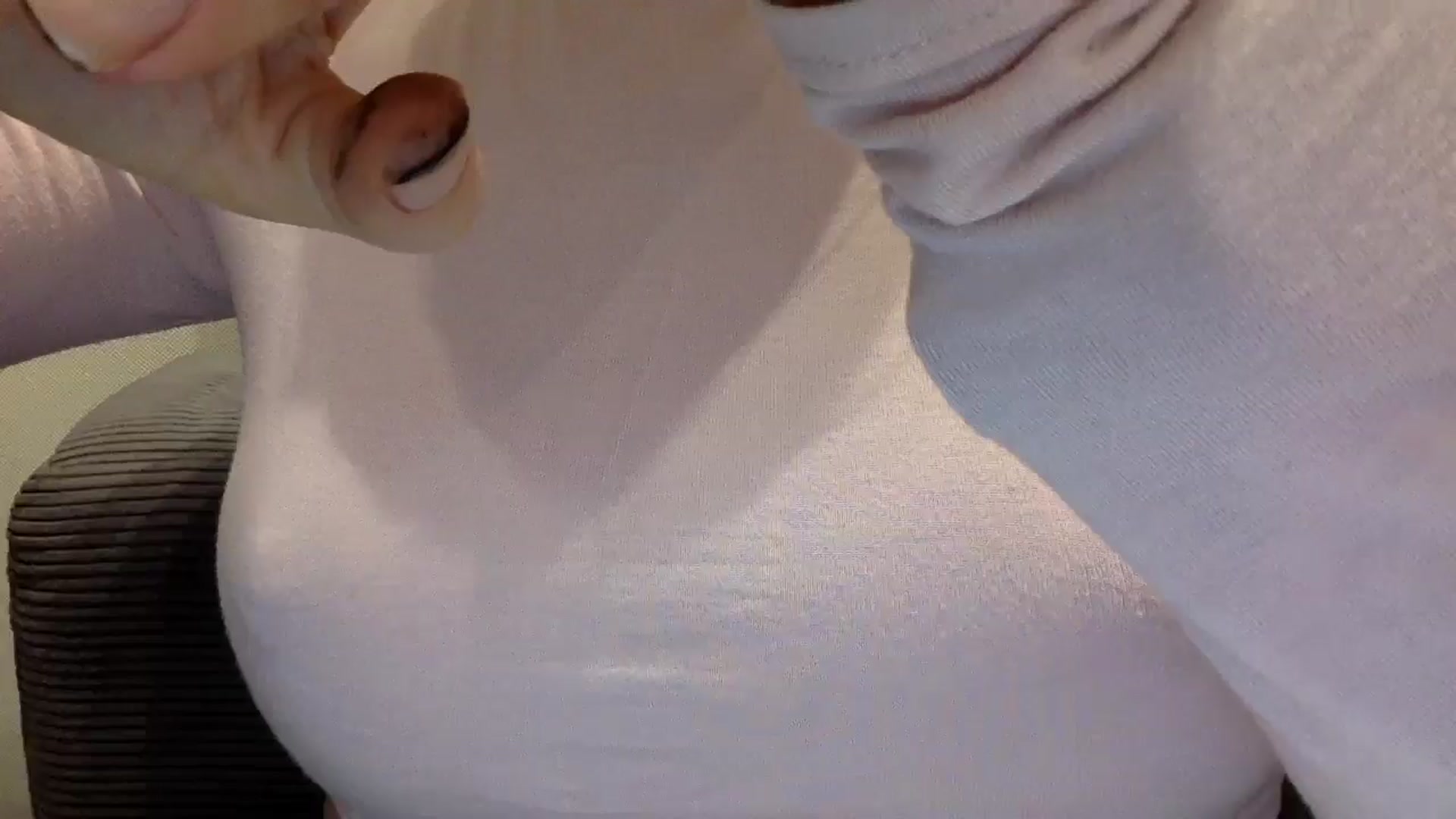 Gallery image thumbnail from EgoisticKitty's myfreecams stream on, 05/16/2024, 12:18 image 11 of 20