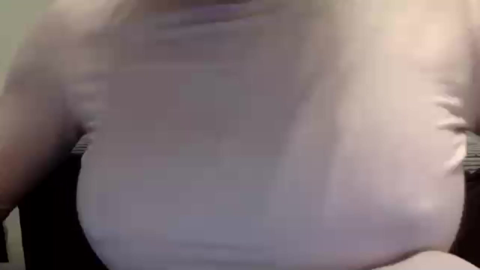 Gallery image thumbnail from EgoisticKitty's myfreecams stream on, 05/16/2024, 12:18 image 2 of 20