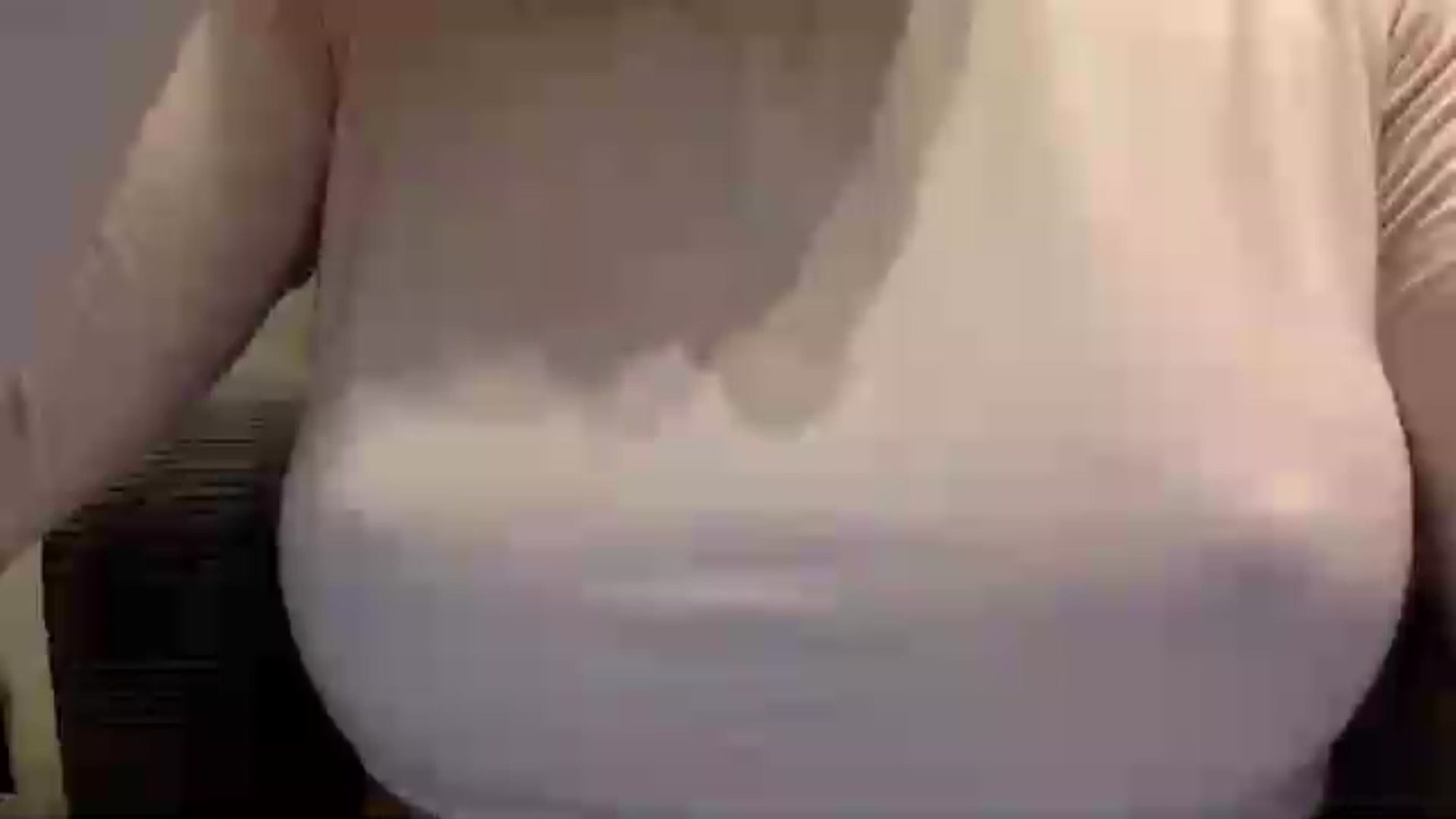 Gallery image thumbnail from EgoisticKitty's myfreecams stream on, 05/16/2024, 12:18 image 3 of 20