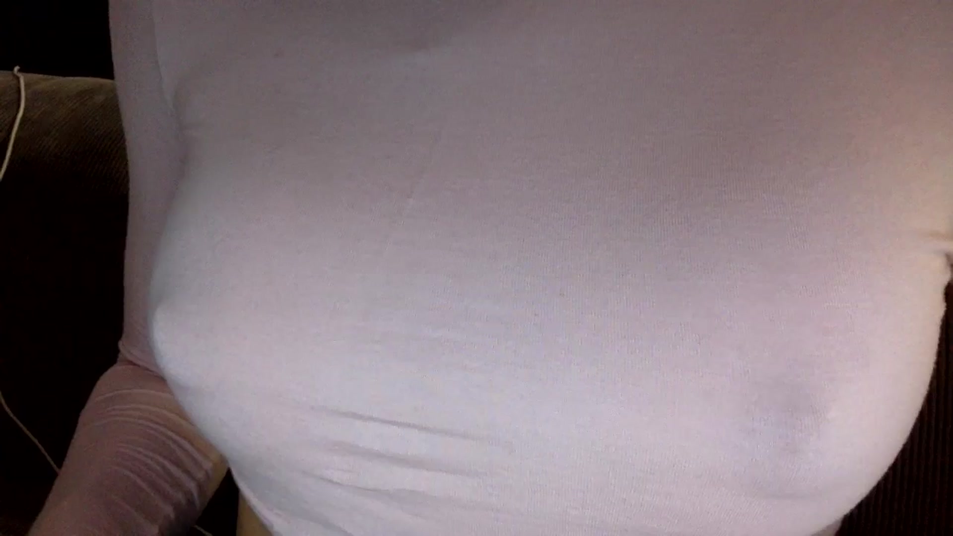 Gallery image thumbnail from EgoisticKitty's myfreecams stream on, 05/17/2024, 12:34 image 15 of 20