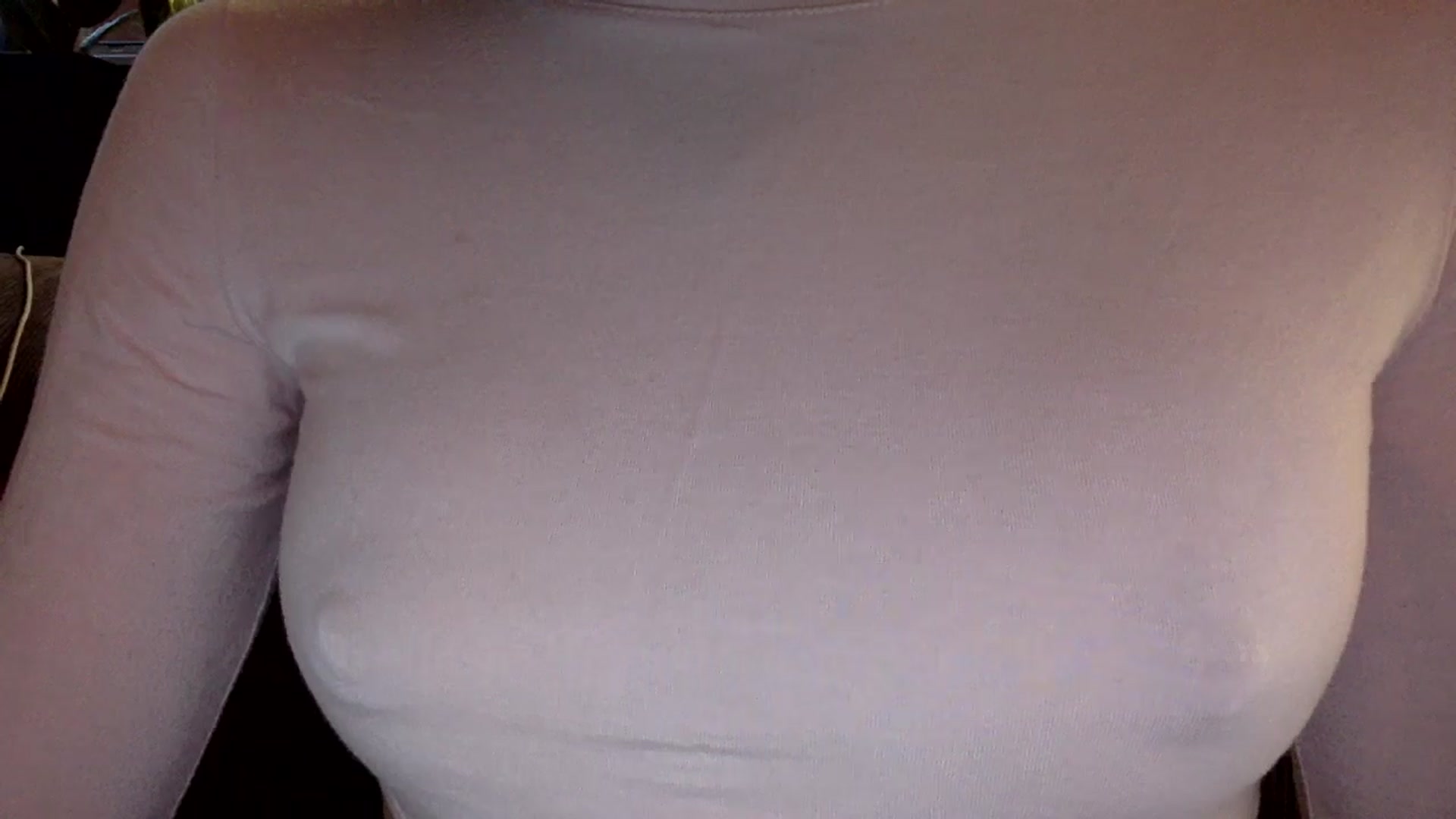 Gallery image thumbnail from EgoisticKitty's myfreecams stream on, 05/17/2024, 12:34 image 7 of 20