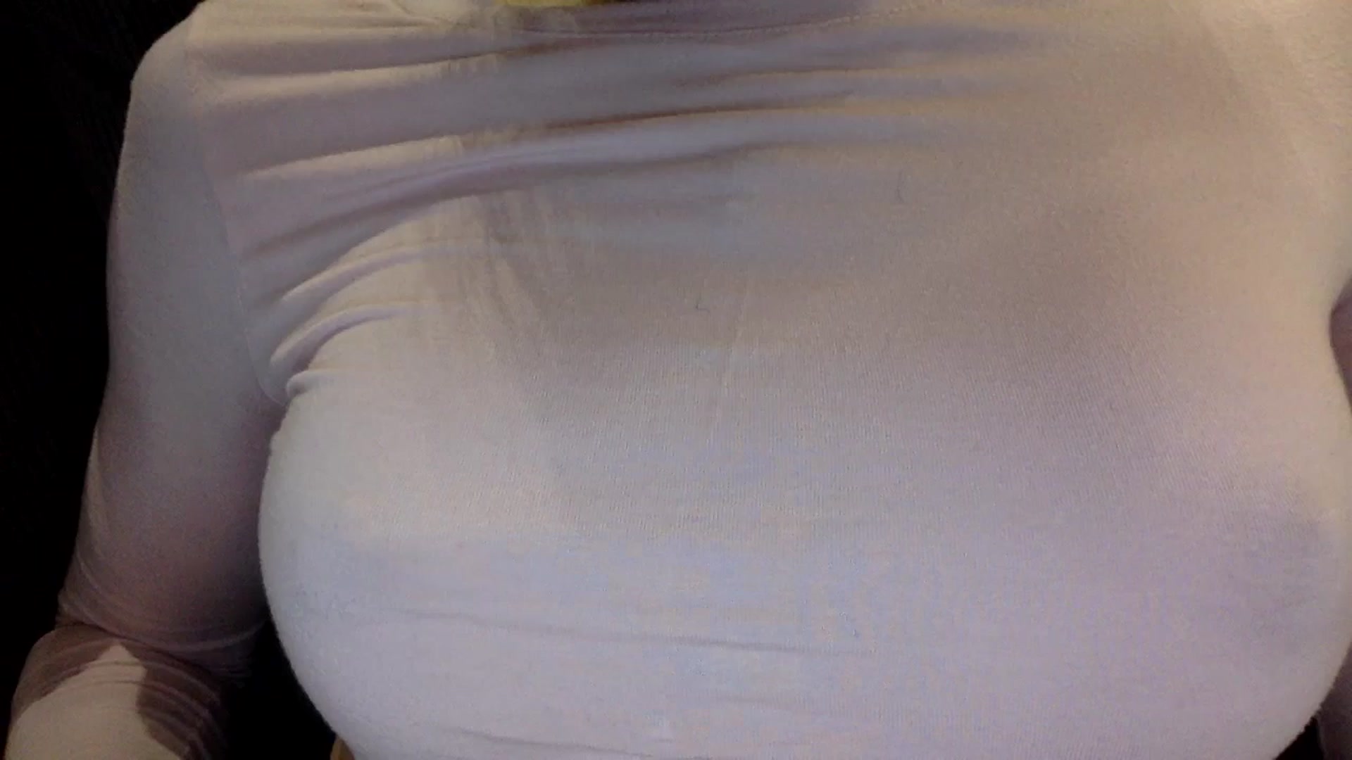 Gallery image thumbnail from EgoisticKitty's myfreecams stream on, 05/17/2024, 14:24 image 19 of 20