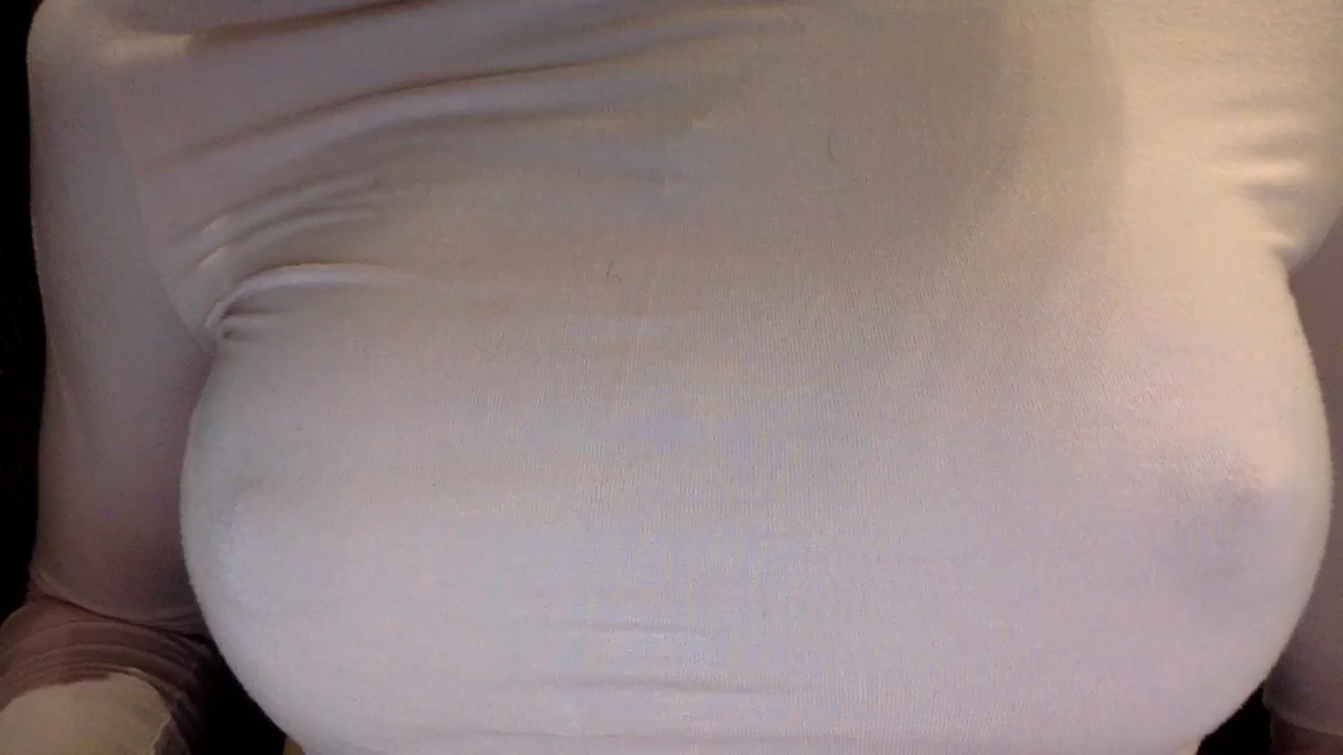 Gallery image thumbnail from EgoisticKitty's myfreecams stream on, 05/17/2024, 14:24 image 18 of 20