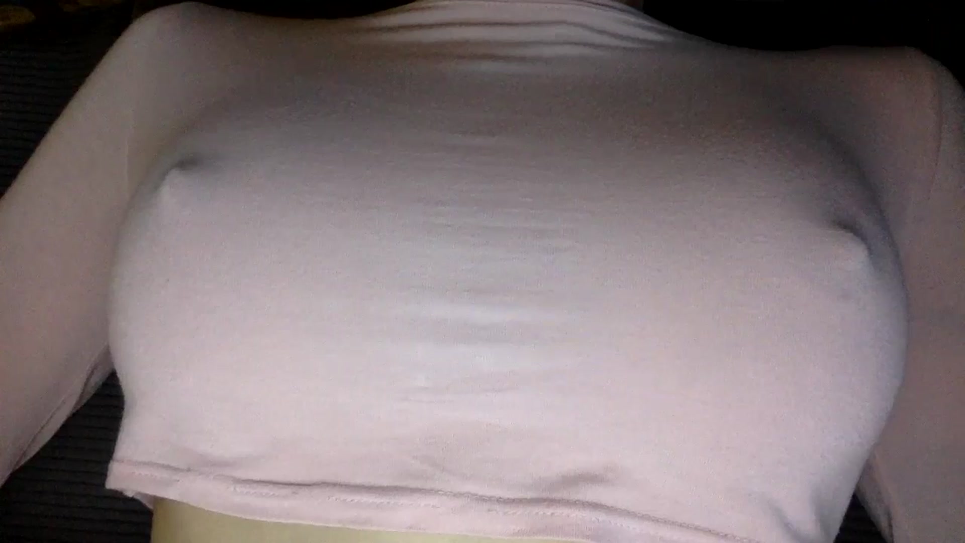 Gallery image thumbnail from EgoisticKitty's myfreecams stream on, 05/19/2024, 10:22 image 15 of 20