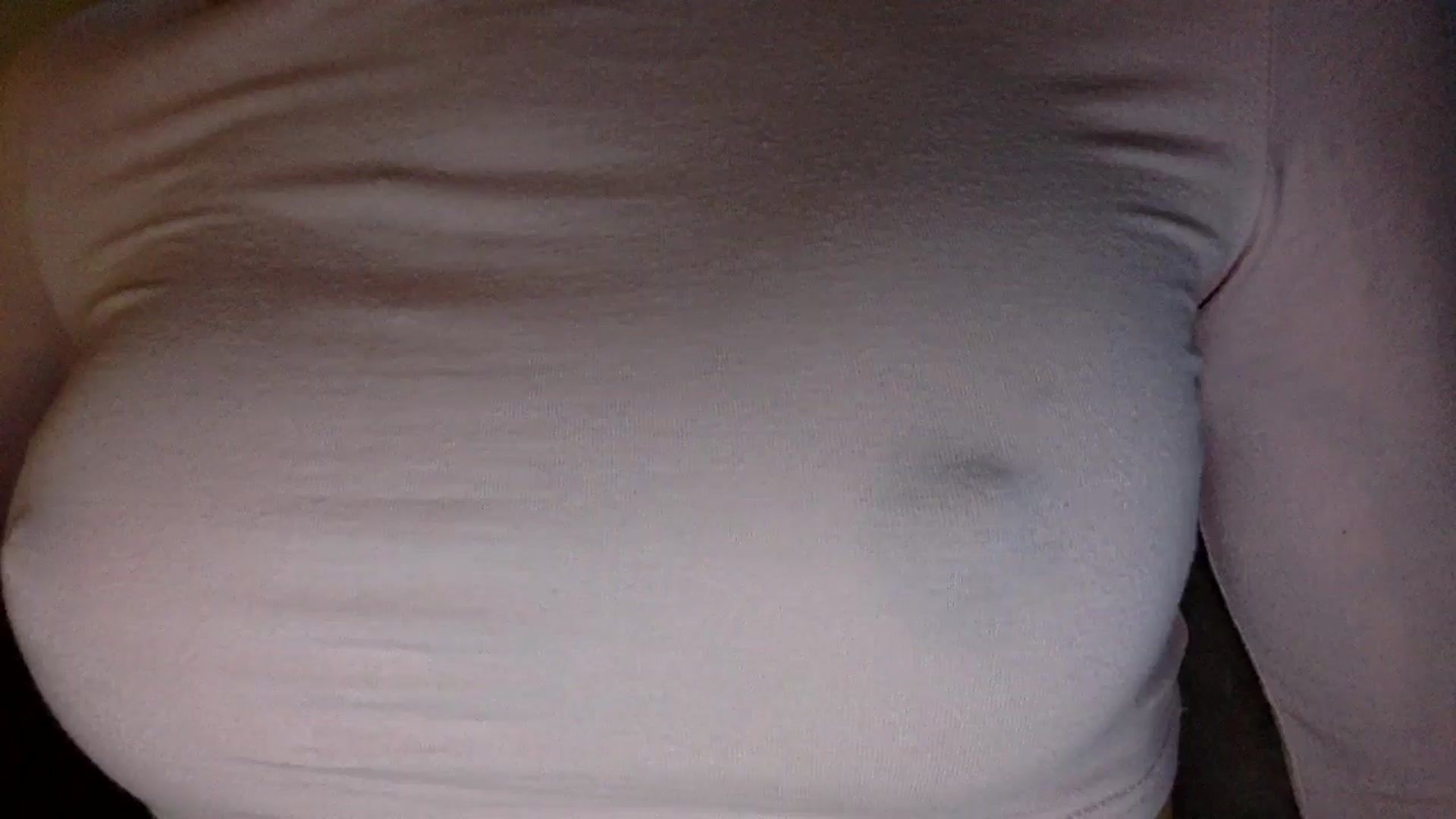 Gallery image thumbnail from EgoisticKitty's myfreecams stream on, 05/19/2024, 11:15 image 3 of 20