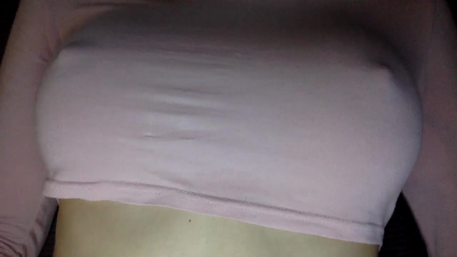 Gallery image thumbnail from EgoisticKitty's myfreecams stream on, 05/19/2024, 11:15 image 11 of 20