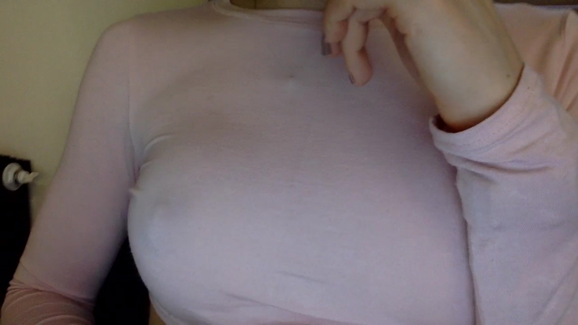 Gallery image thumbnail from EgoisticKitty's myfreecams stream on, 05/19/2024, 13:02 image 5 of 20