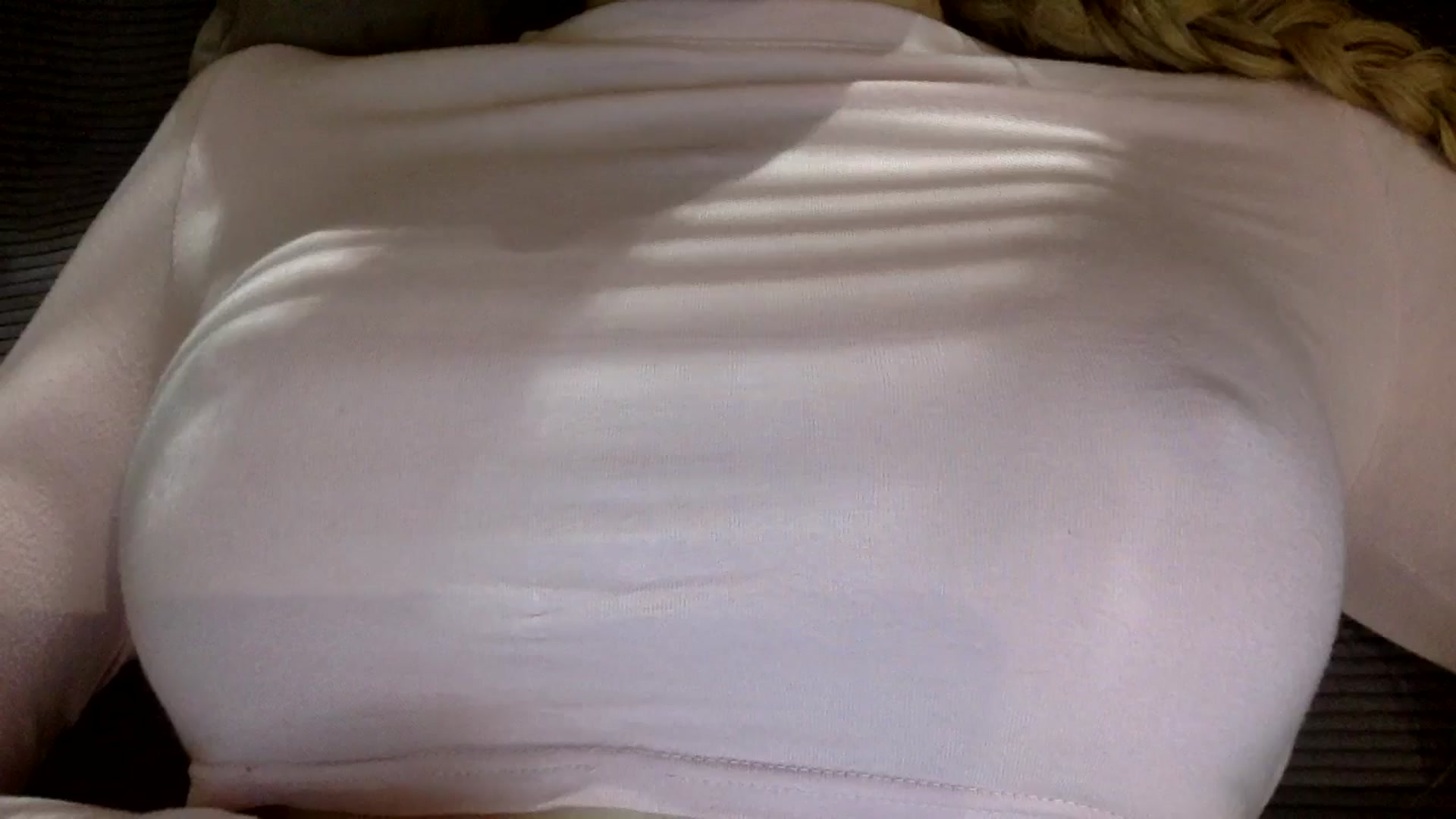 Gallery image thumbnail from EgoisticKitty's myfreecams stream on, 05/19/2024, 14:53 image 6 of 20