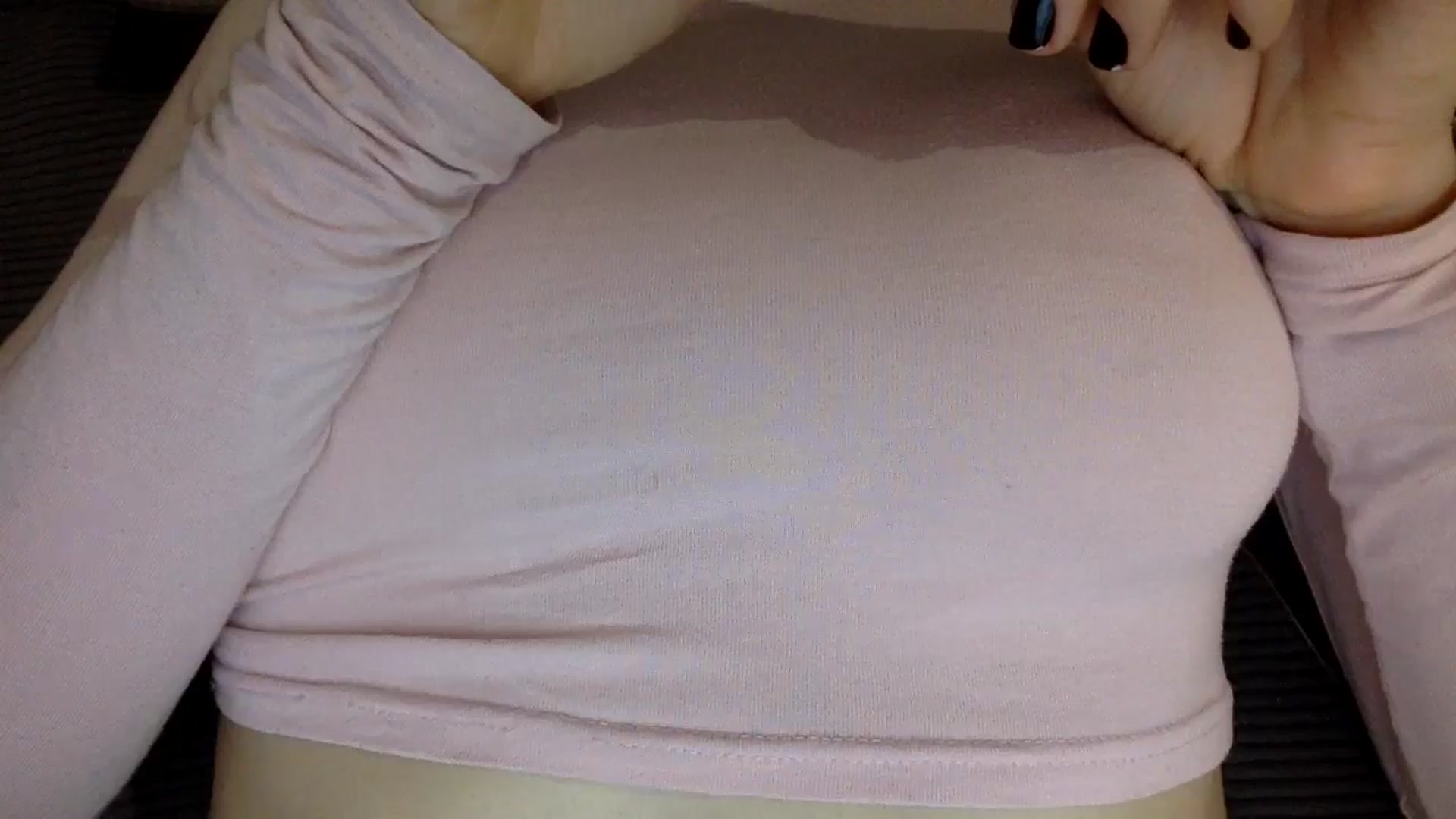 Gallery image thumbnail from EgoisticKitty's myfreecams stream on, 05/19/2024, 15:57 image 14 of 20