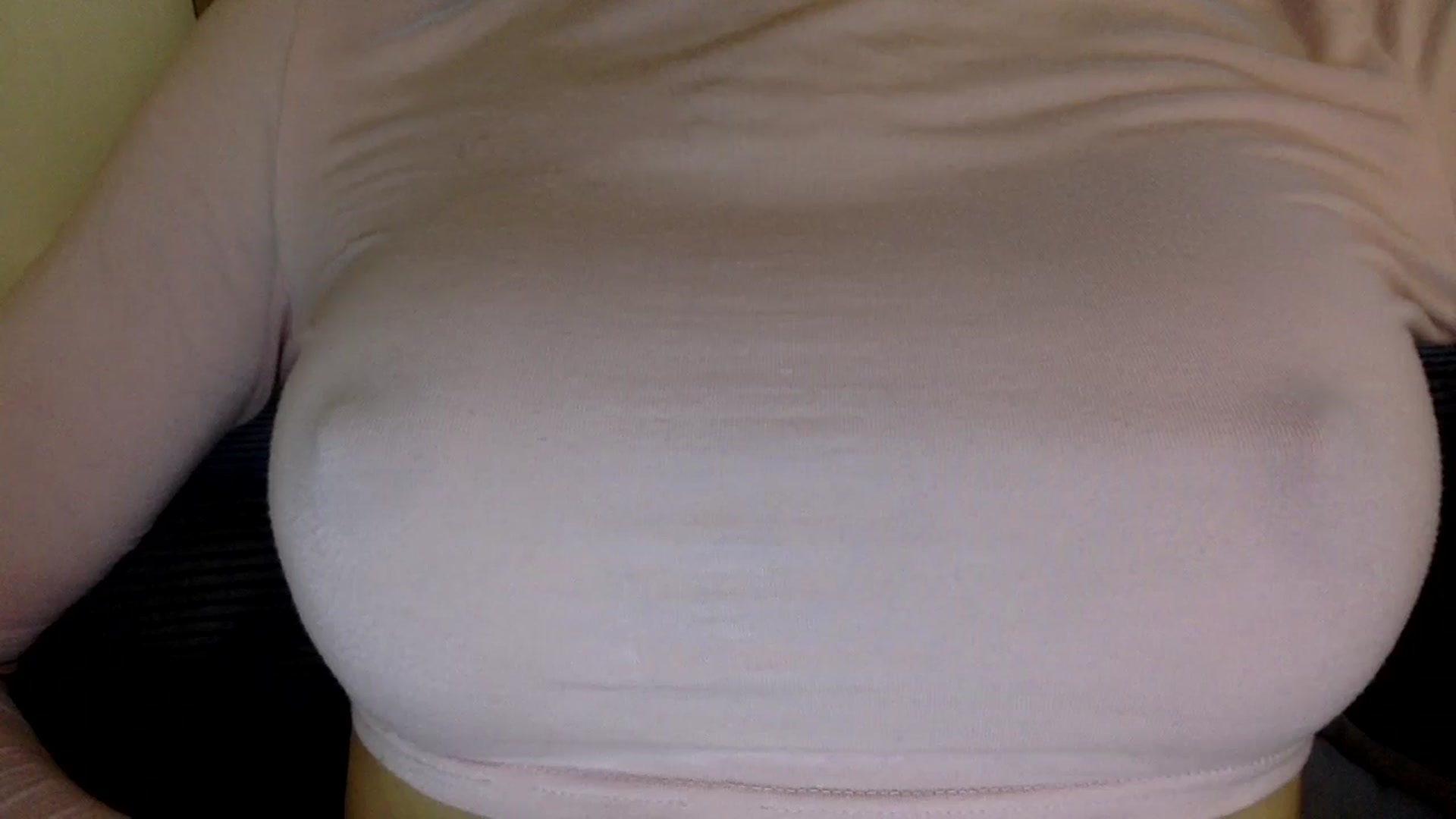 Gallery image thumbnail from EgoisticKitty's myfreecams stream on, 05/20/2024, 10:05 image 16 of 20