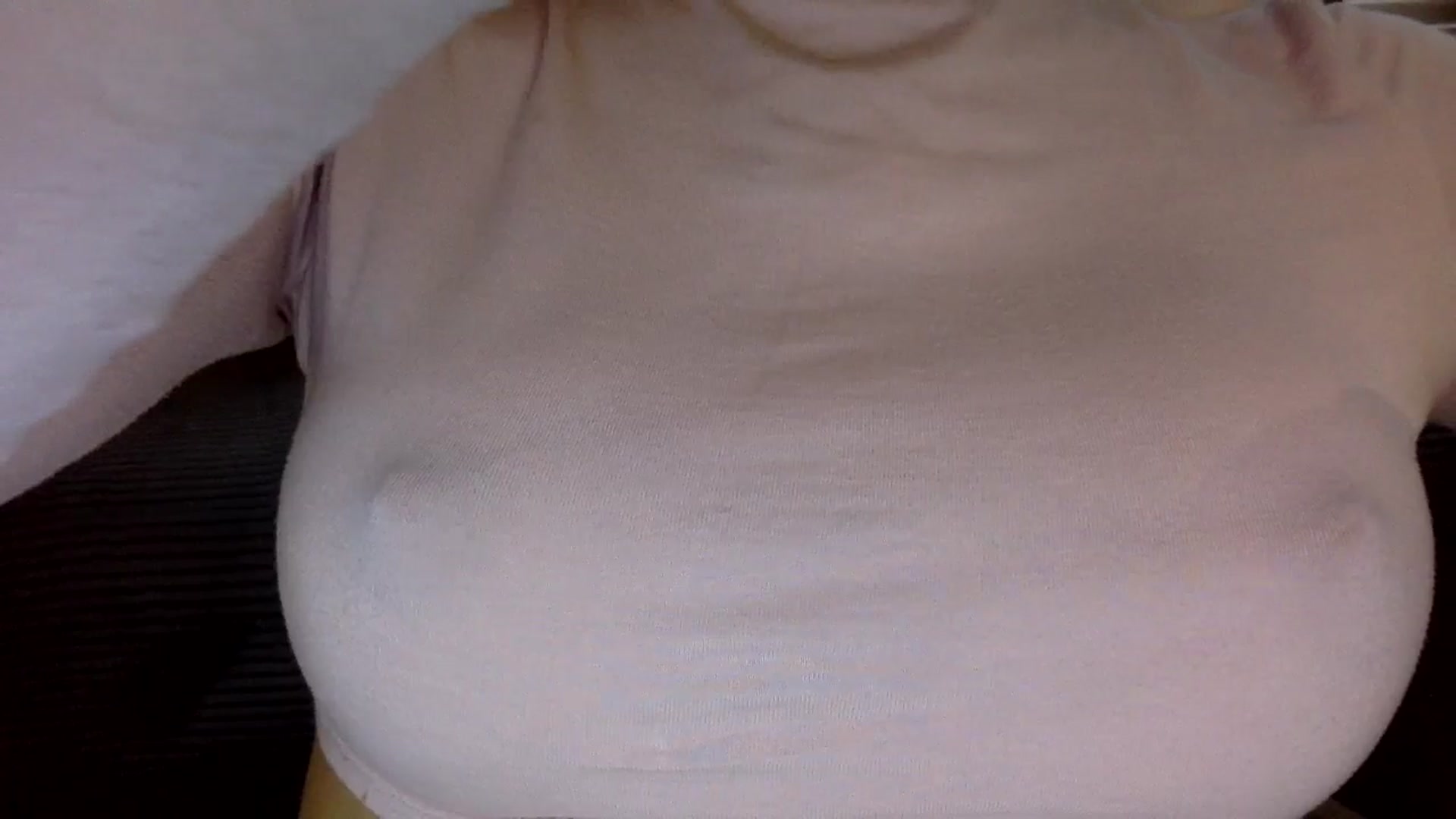 Gallery image thumbnail from EgoisticKitty's myfreecams stream on, 05/20/2024, 10:05 image 20 of 20