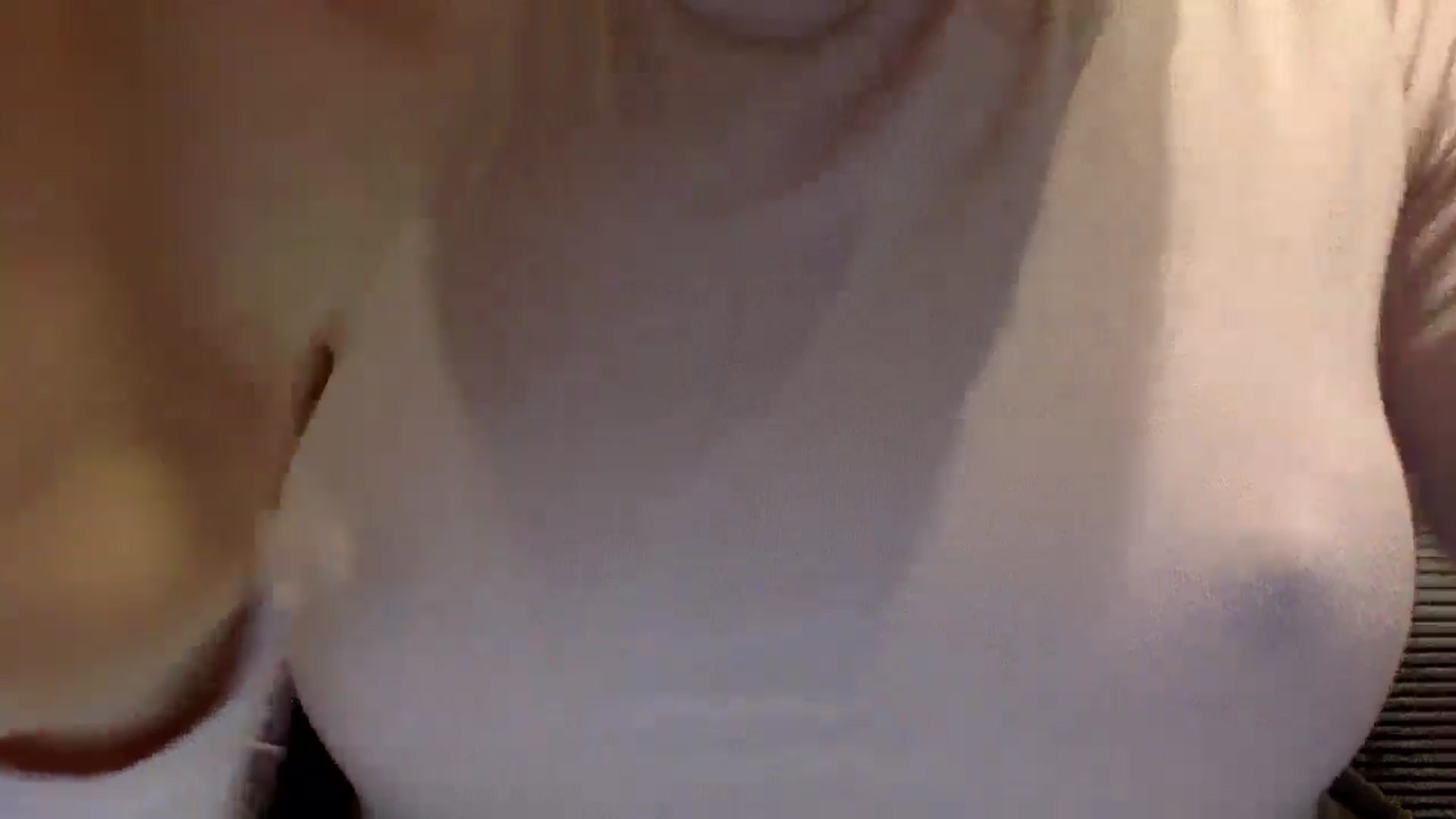 Gallery image thumbnail from EgoisticKitty's myfreecams stream on, 05/20/2024, 10:05 image 2 of 20