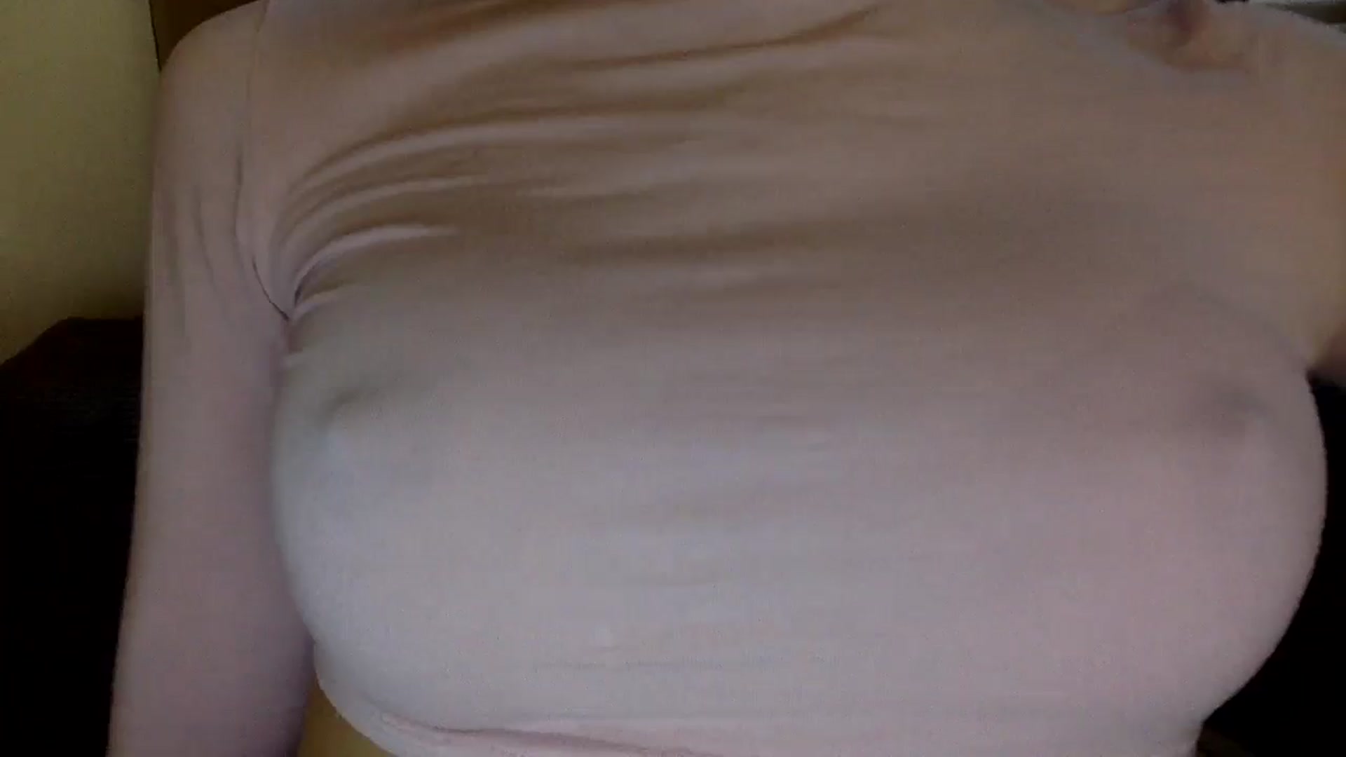 Gallery image thumbnail from EgoisticKitty's myfreecams stream on, 05/20/2024, 10:05 image 19 of 20