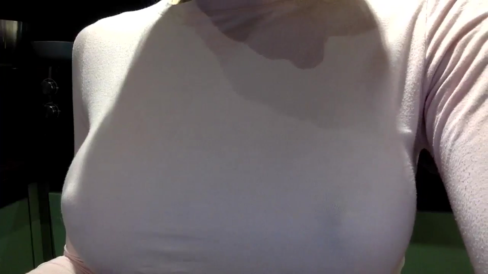 Gallery image thumbnail from EgoisticKitty's myfreecams stream on, 05/20/2024, 12:14 image 12 of 20