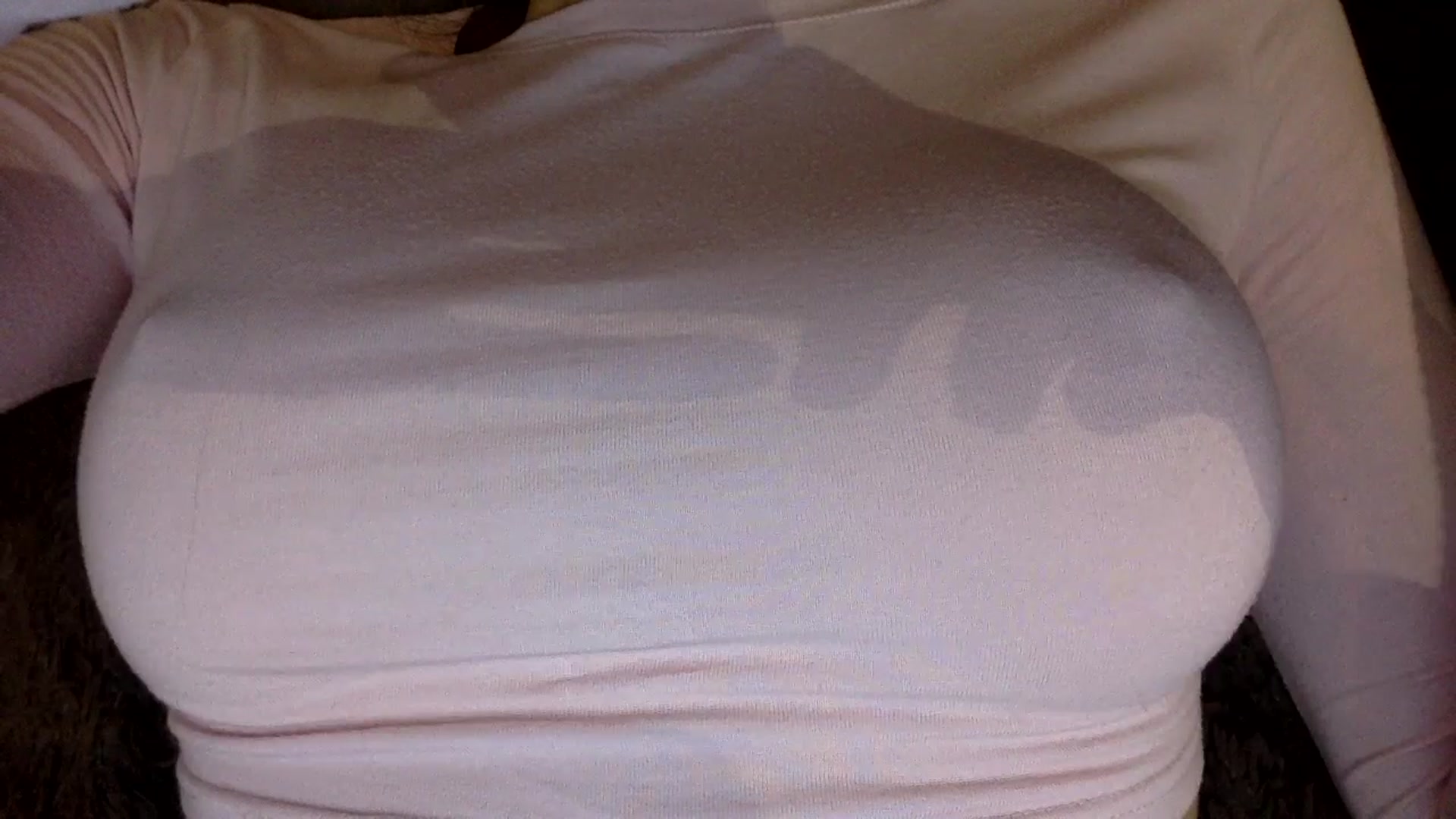 Gallery image thumbnail from EgoisticKitty's myfreecams stream on, 05/20/2024, 16:20 image 17 of 20