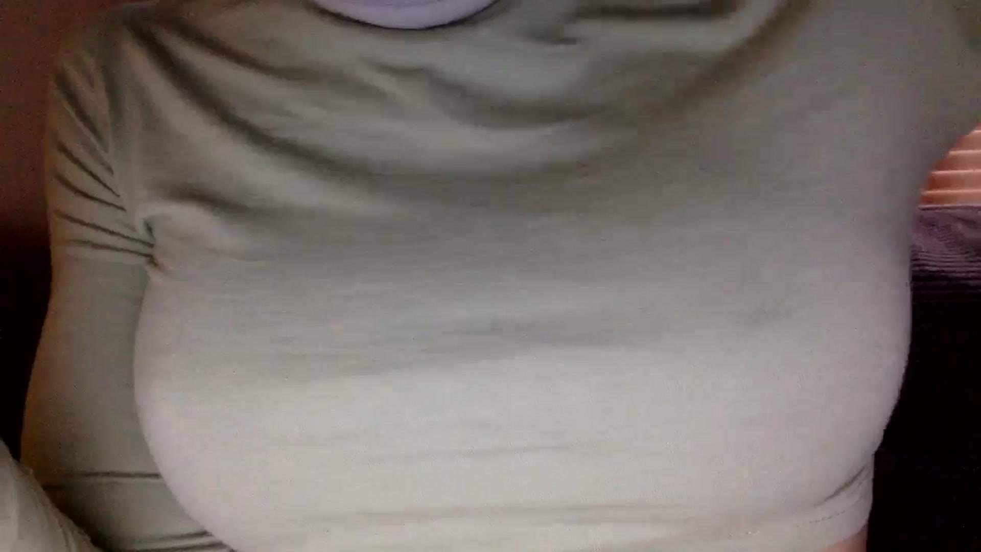 Gallery image thumbnail from EgoisticKitty's myfreecams stream on, 05/21/2024, 12:56 image 17 of 20