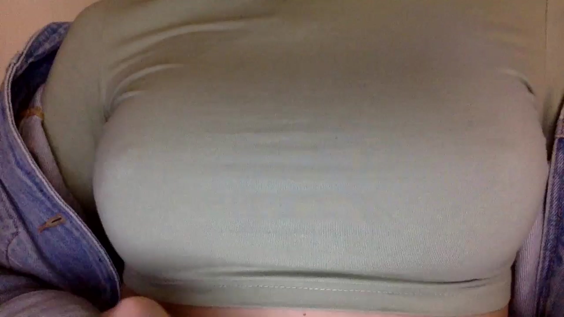 Gallery image thumbnail from EgoisticKitty's myfreecams stream on, 05/22/2024, 12:33 image 1 of 20