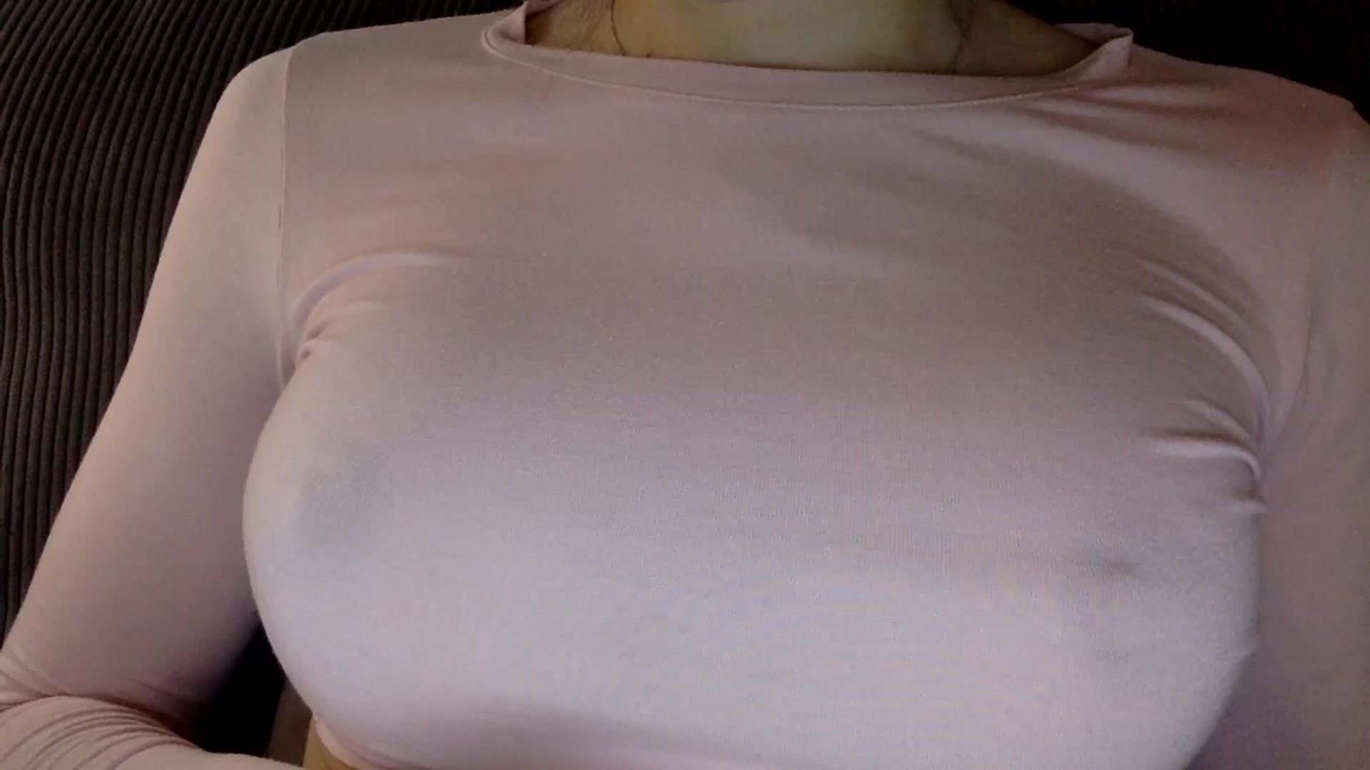 Gallery image thumbnail from EgoisticKitty's myfreecams stream on, 05/23/2024, 08:49 image 2 of 20