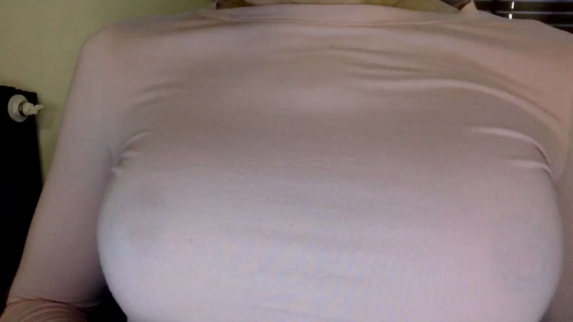 Gallery image thumbnail from EgoisticKitty's myfreecams stream on, 05/24/2024, 11:58 image 1 of 20