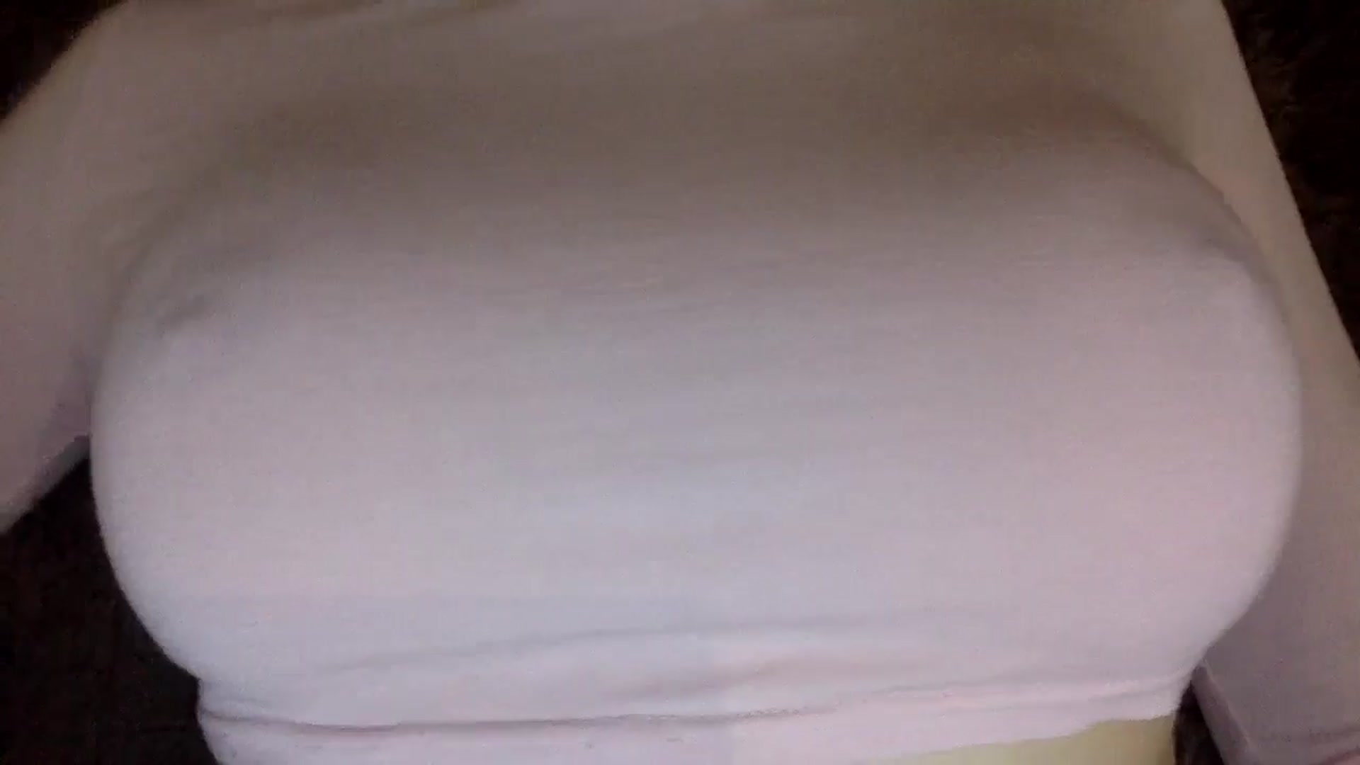 Gallery image thumbnail from EgoisticKitty's myfreecams stream on, 05/24/2024, 12:20 image 5 of 20