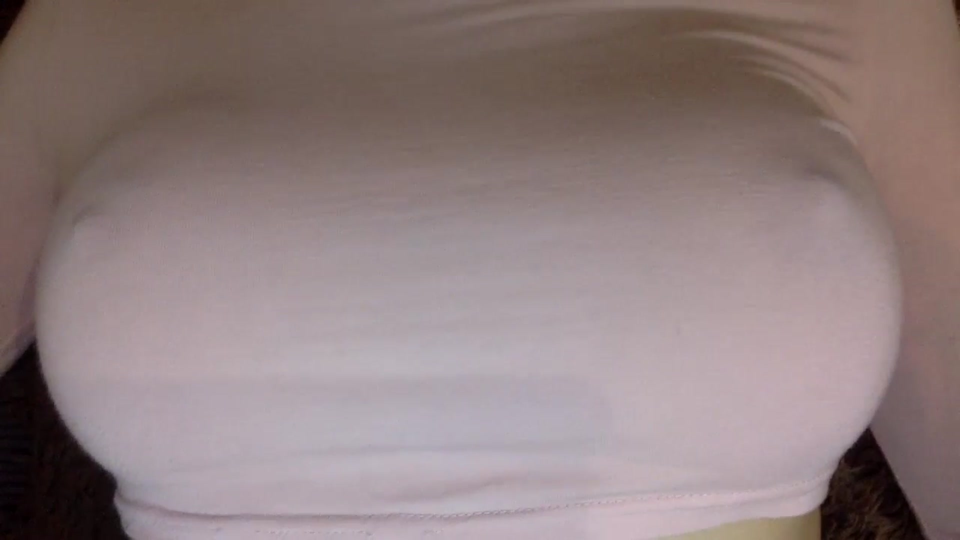 Gallery image thumbnail from EgoisticKitty's myfreecams stream on, 05/24/2024, 12:20 image 3 of 20