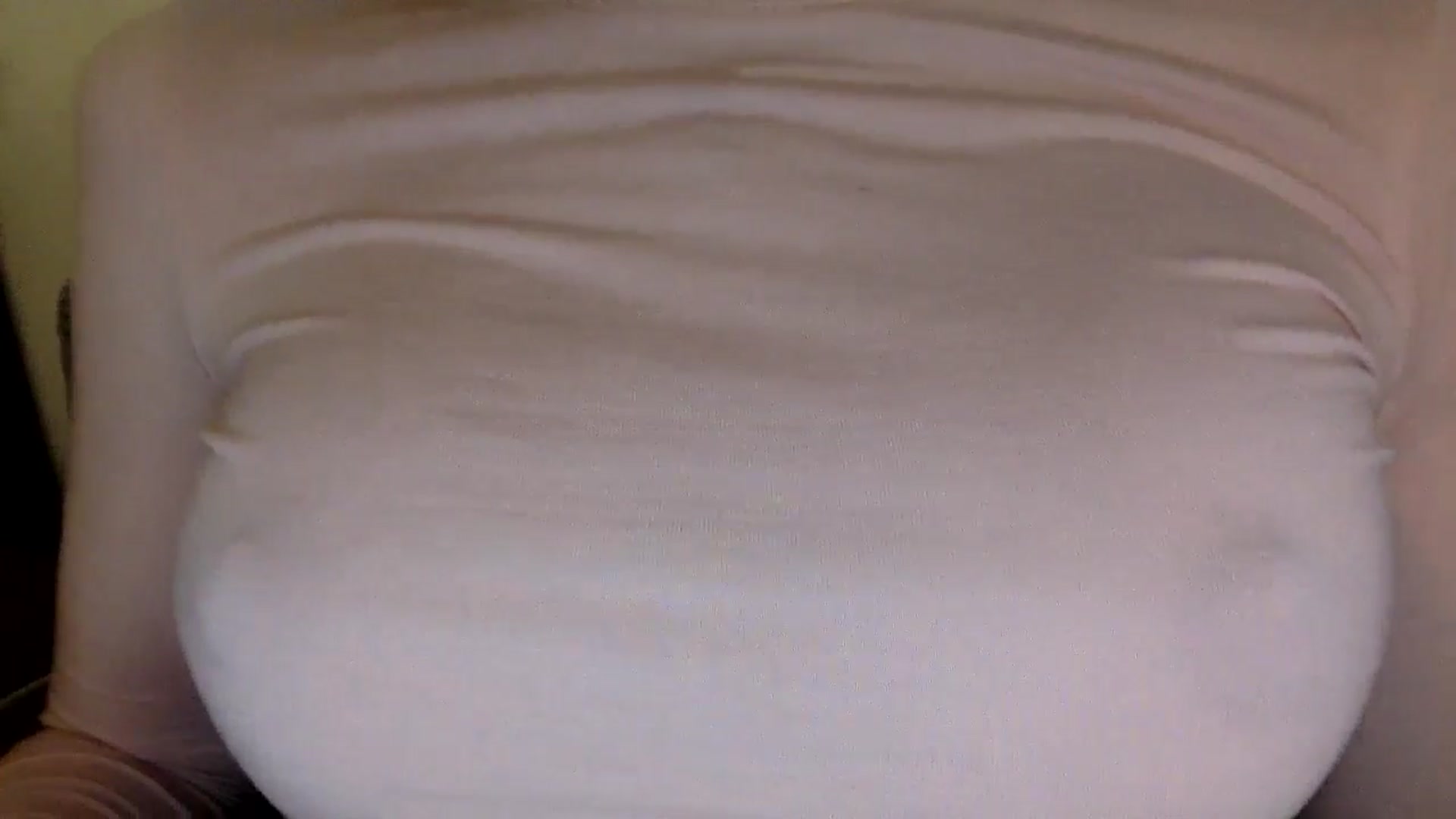 Gallery image thumbnail from EgoisticKitty's myfreecams stream on, 05/25/2024, 11:56 image 15 of 20