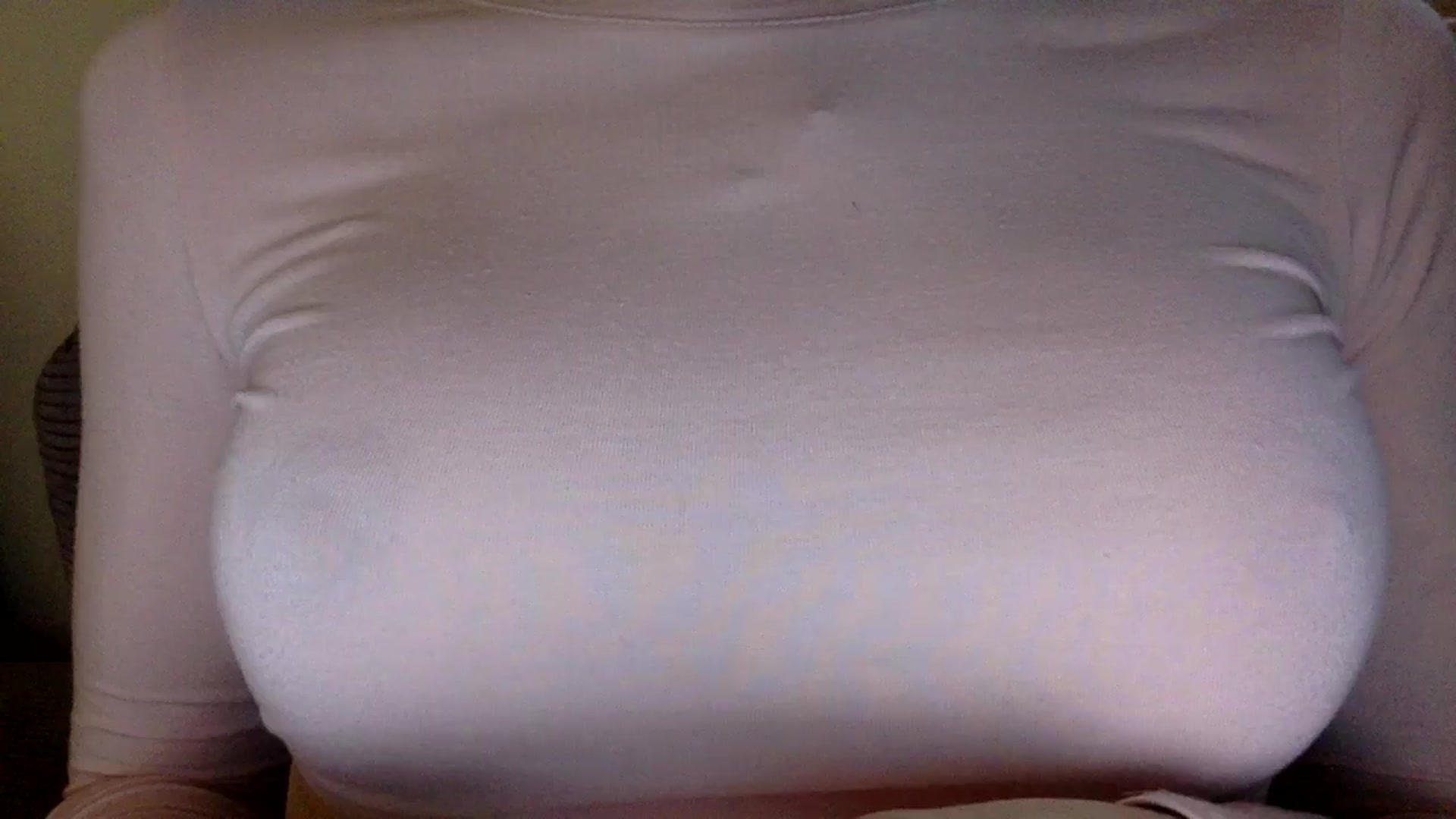 Gallery image thumbnail from EgoisticKitty's myfreecams stream on, 05/25/2024, 13:23 image 18 of 20