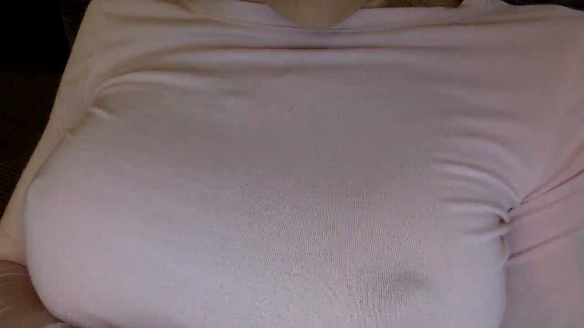 Gallery image thumbnail from EgoisticKitty's myfreecams stream on, 05/25/2024, 15:24 image 5 of 20