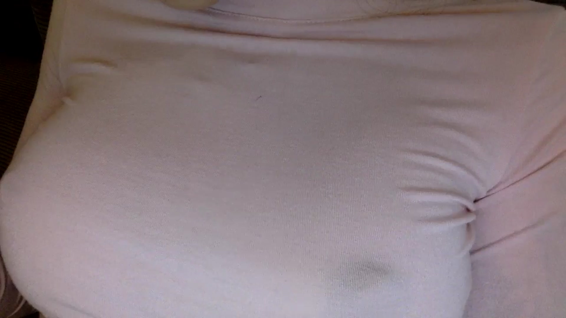 Gallery image thumbnail from EgoisticKitty's myfreecams stream on, 05/25/2024, 15:24 image 4 of 20